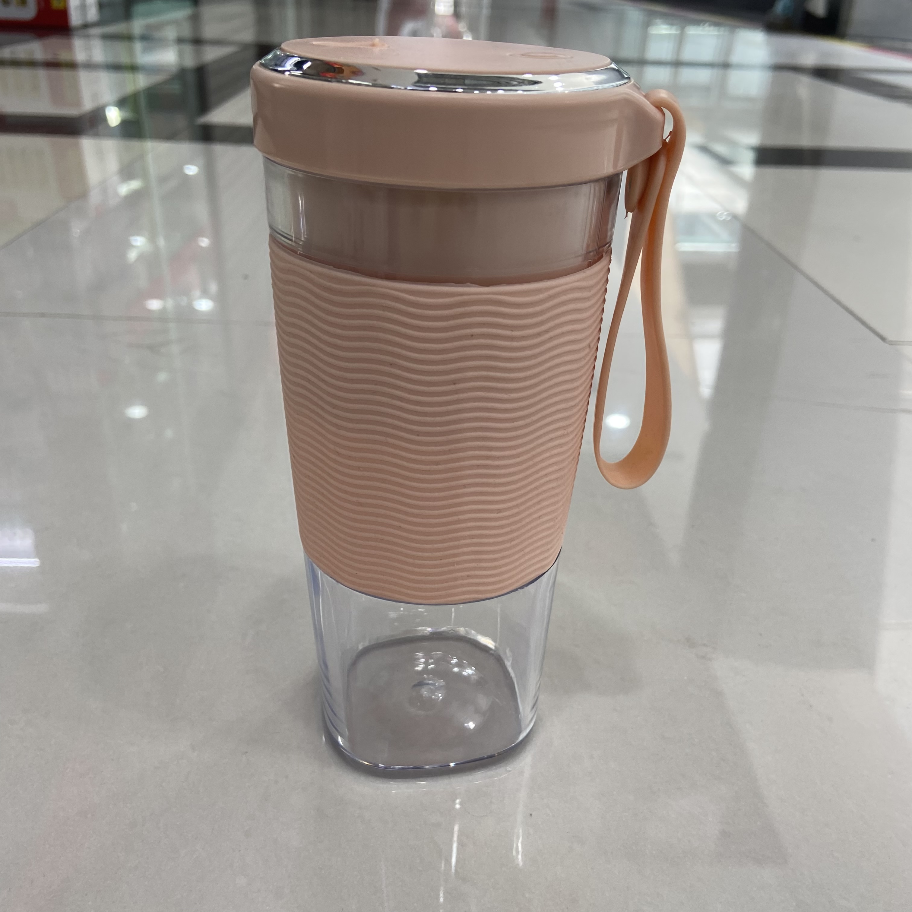 Home kitchen multi-functional portable mini version fruit juicer, rechargeable juice cup, electric juice cup details Picture