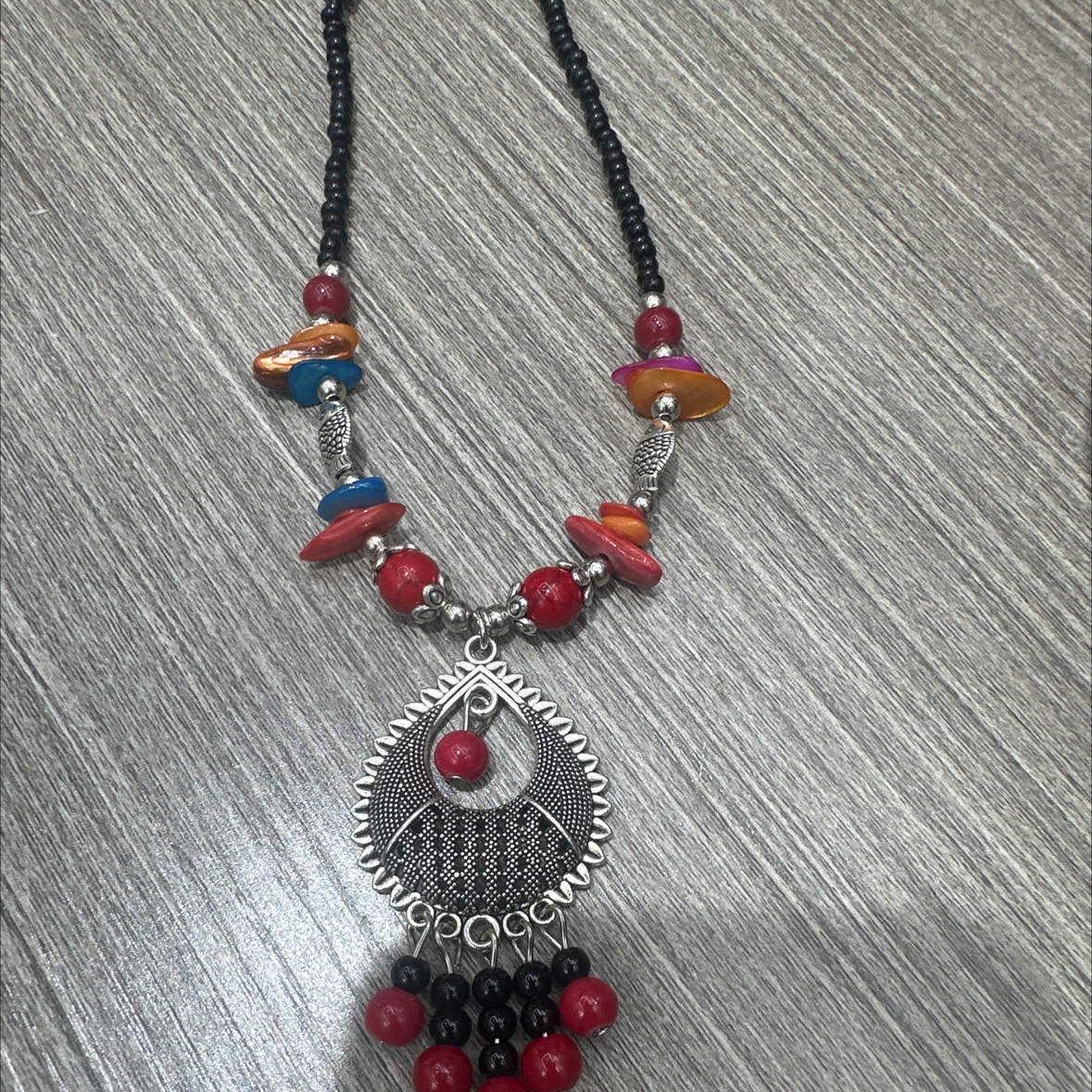 Ethnic-style necklace