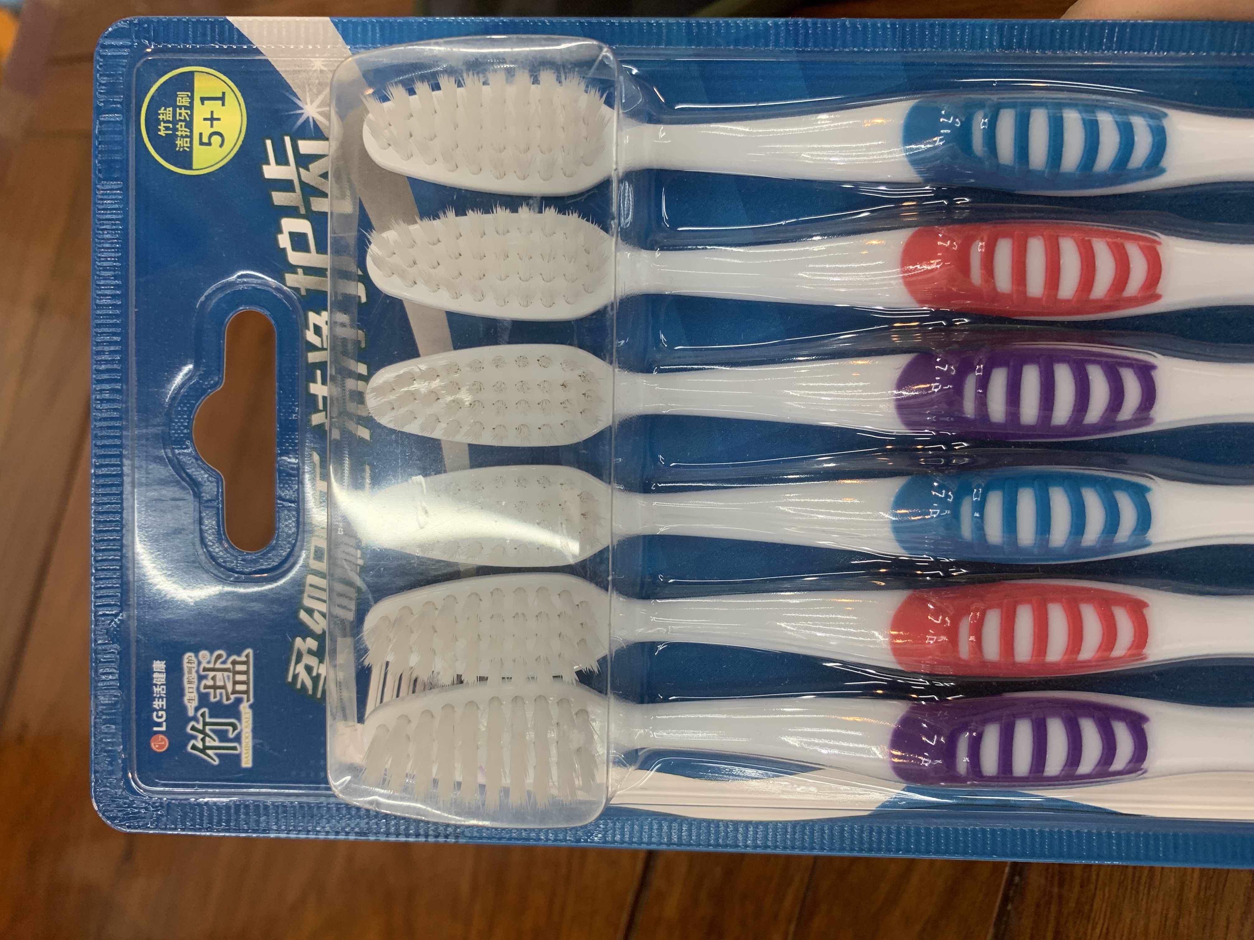 LG Bamboo Salt toothbrush 6-tube Fine Bristles Item Picture