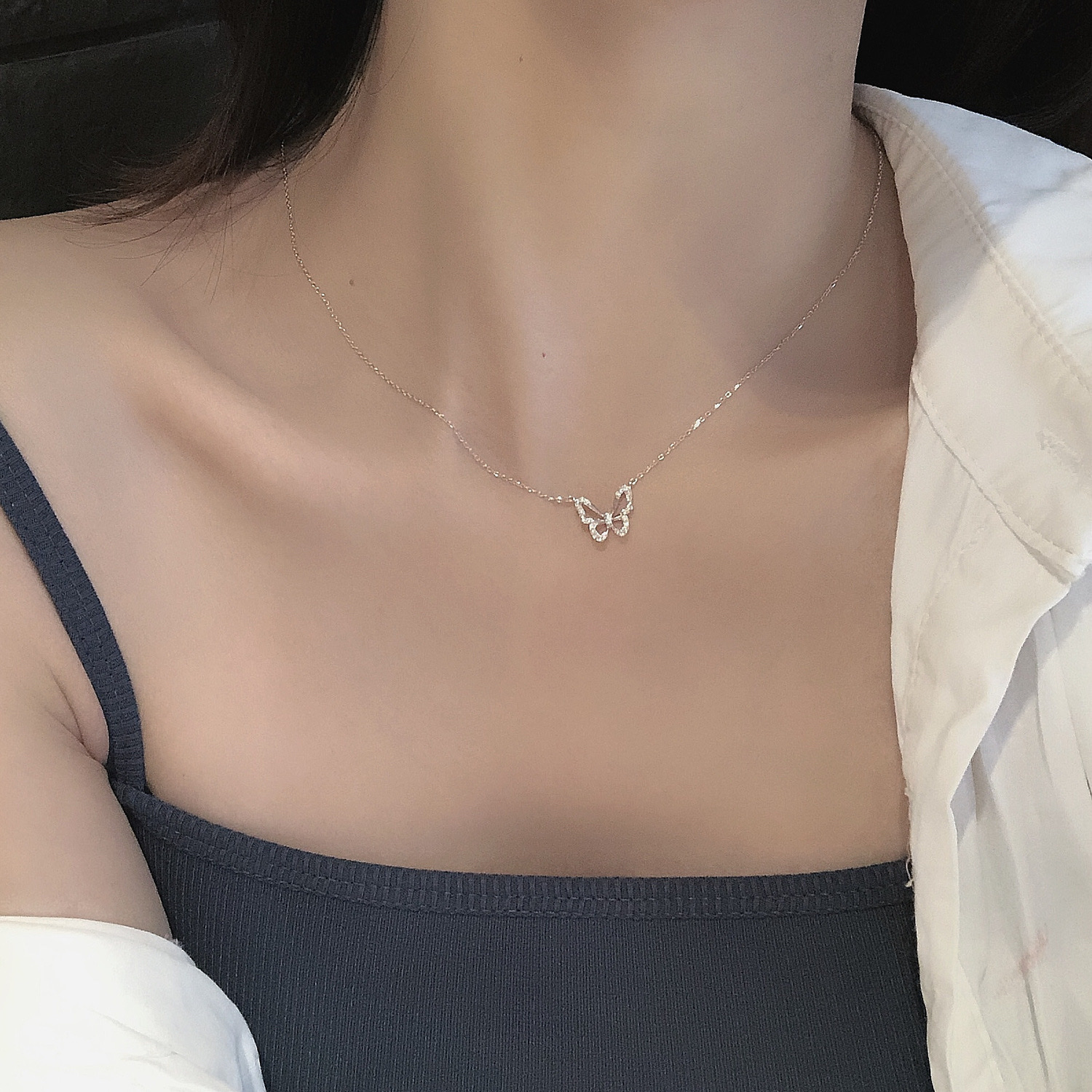 ضربة s925 الفضة الفراشة 🦋 قلادة خفيفة السامي عن الشعور