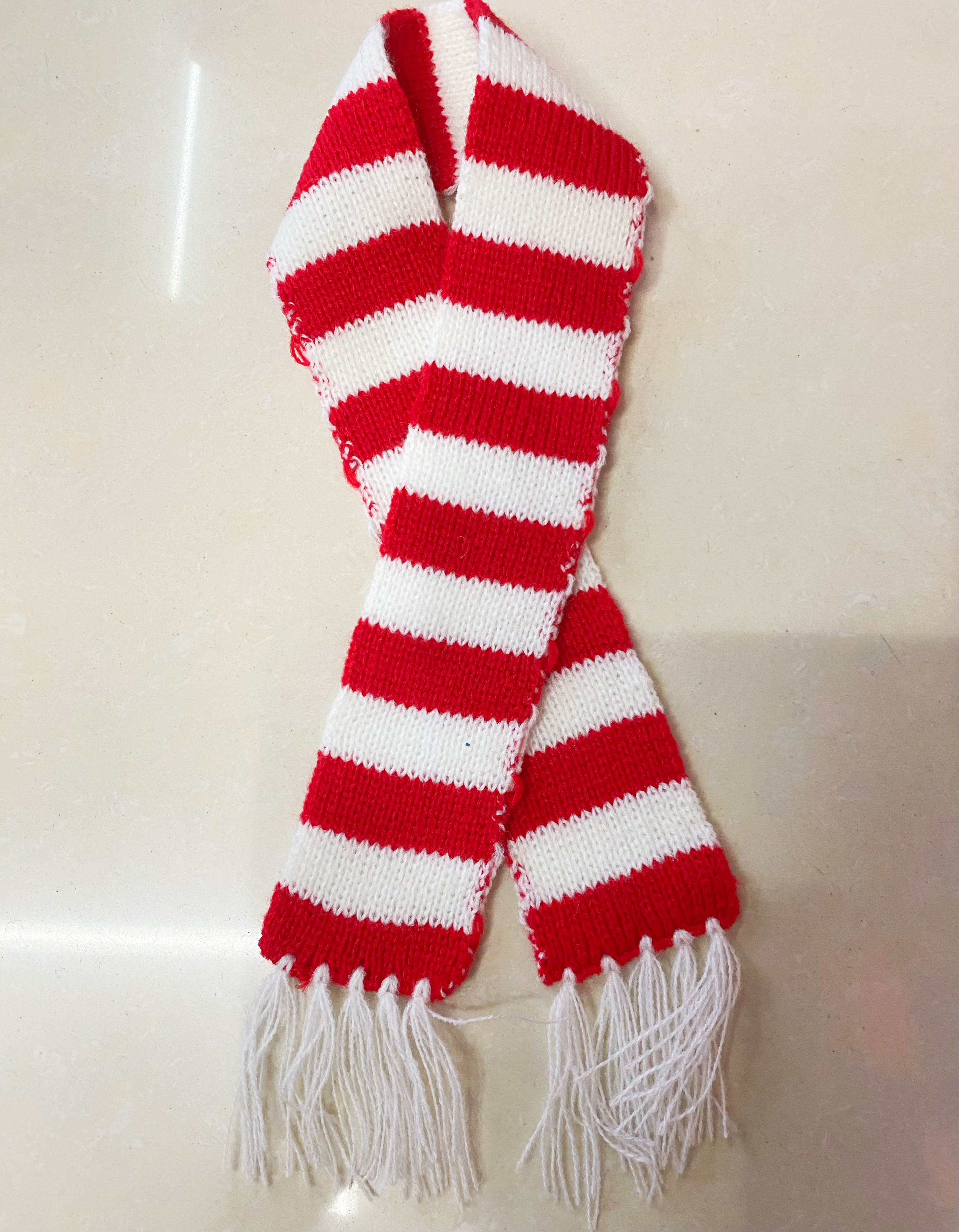 Factory direct sales of hand-woven products wholesale. Acrylic and polyester can be customized according to samples details Picture