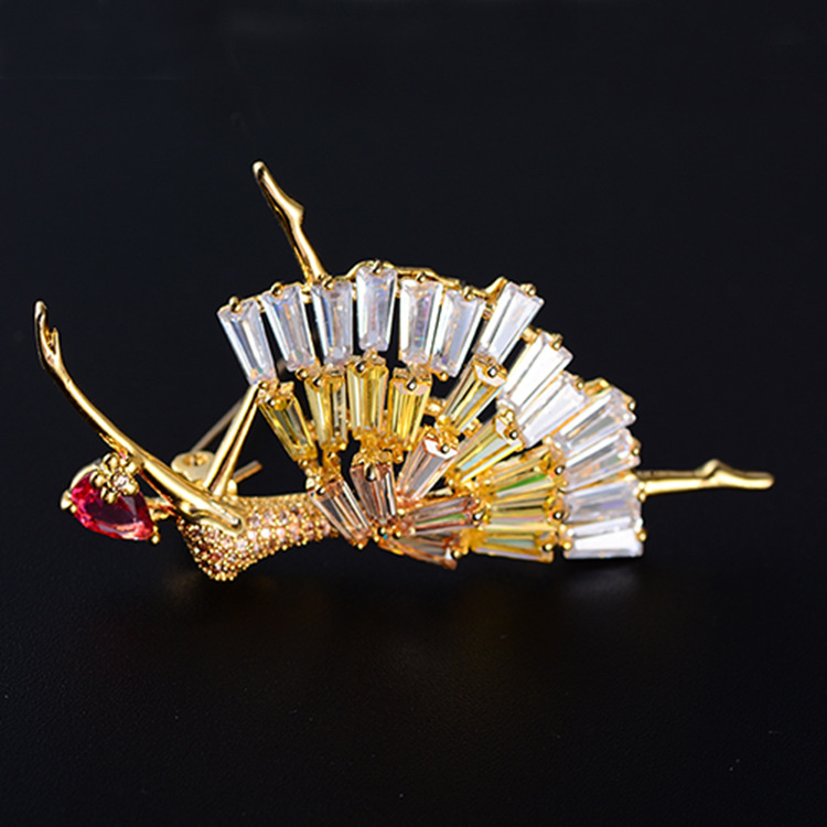 053 Korean version fashionable and elegant snowflake trend European and American style round brooch, cute, simple and individual fashionable and cute women's accessory clothing accessory brooch Specification image
