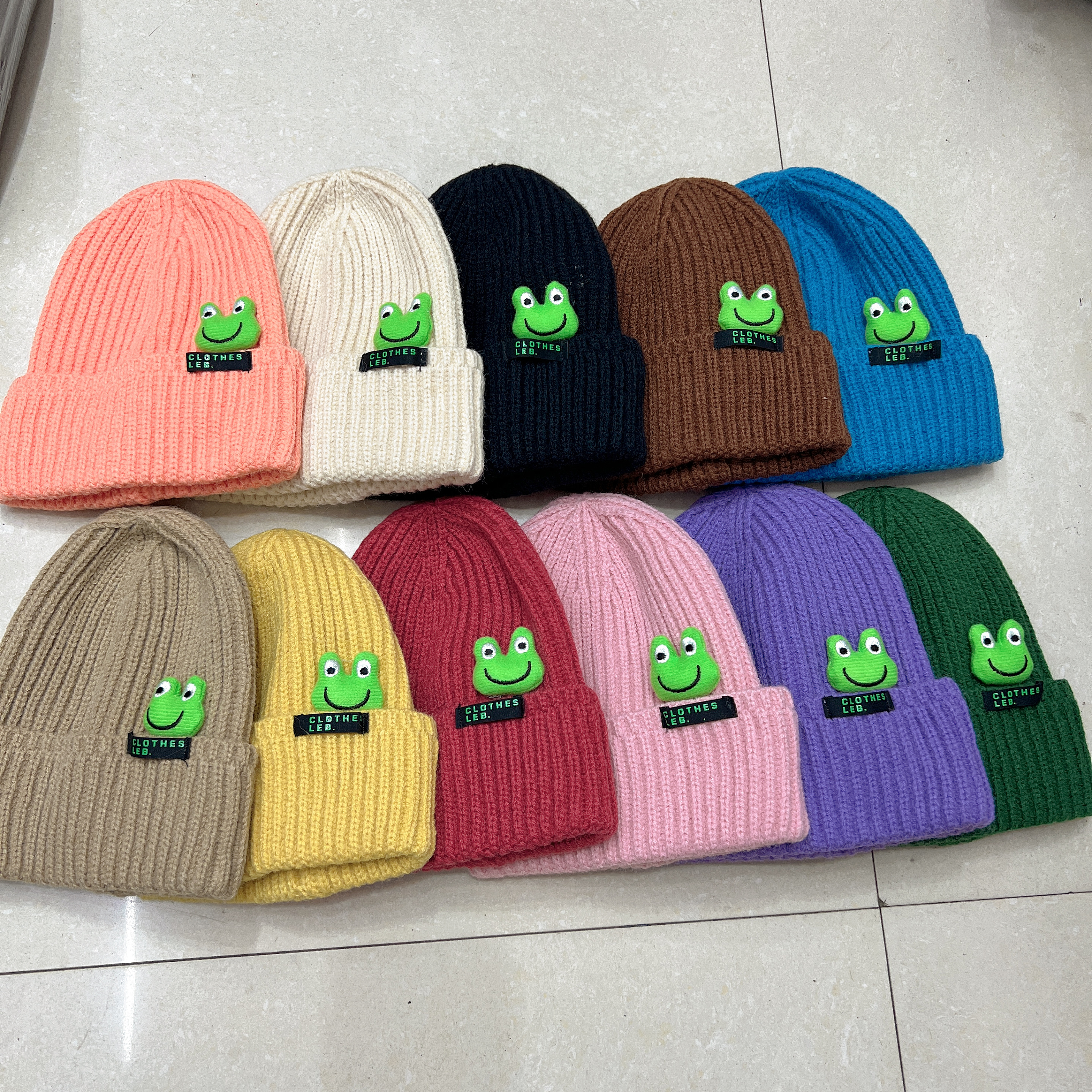 Autumn And Winter New Cartoon Frog Woolen Hat Children Cute Knitted Hat Korean Version Cold Hat Melon Cap Sleeve Hat full figure