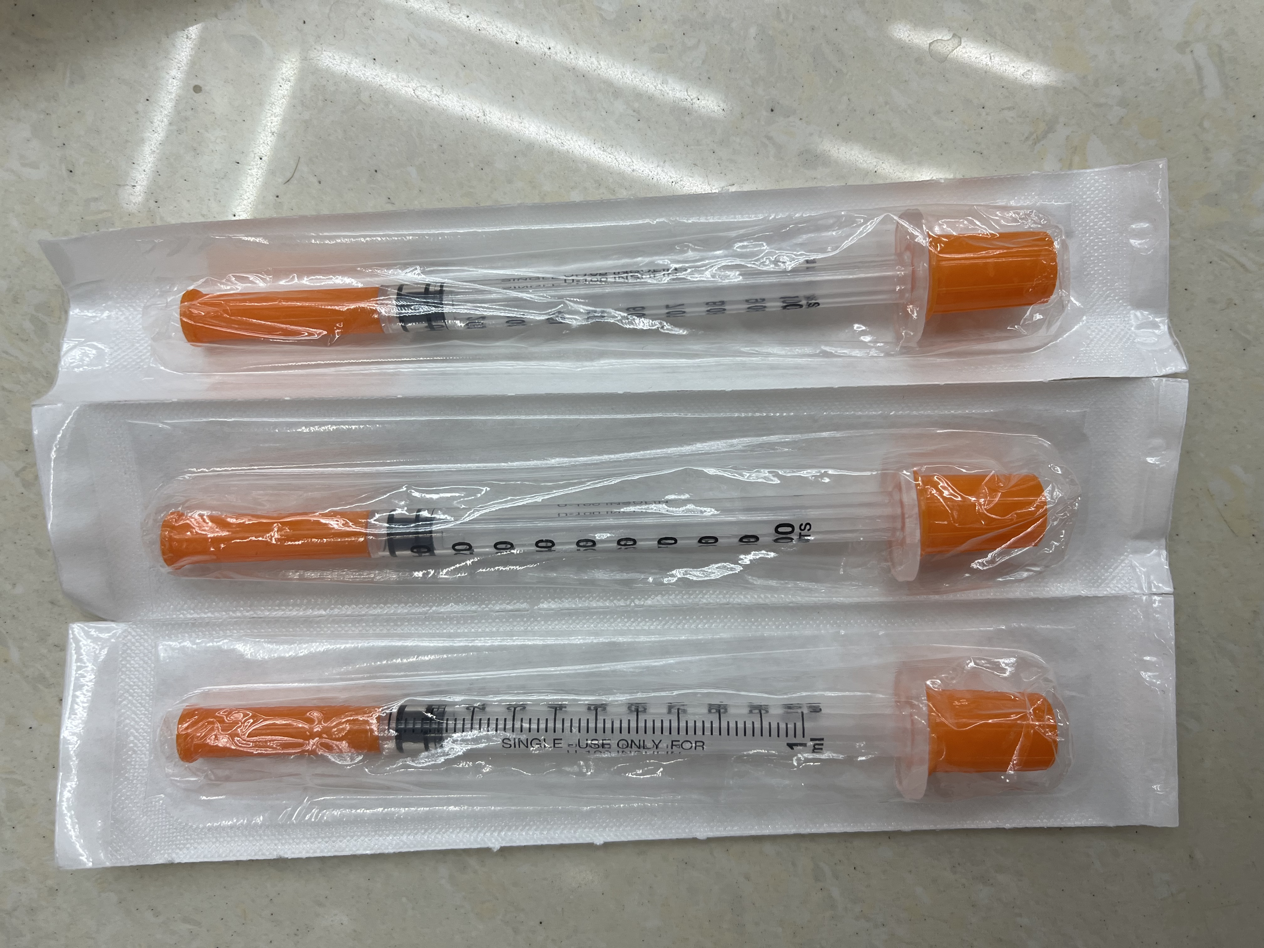 胰岛素针，小儿吊瓶，注射器，头皮针，输液器图
