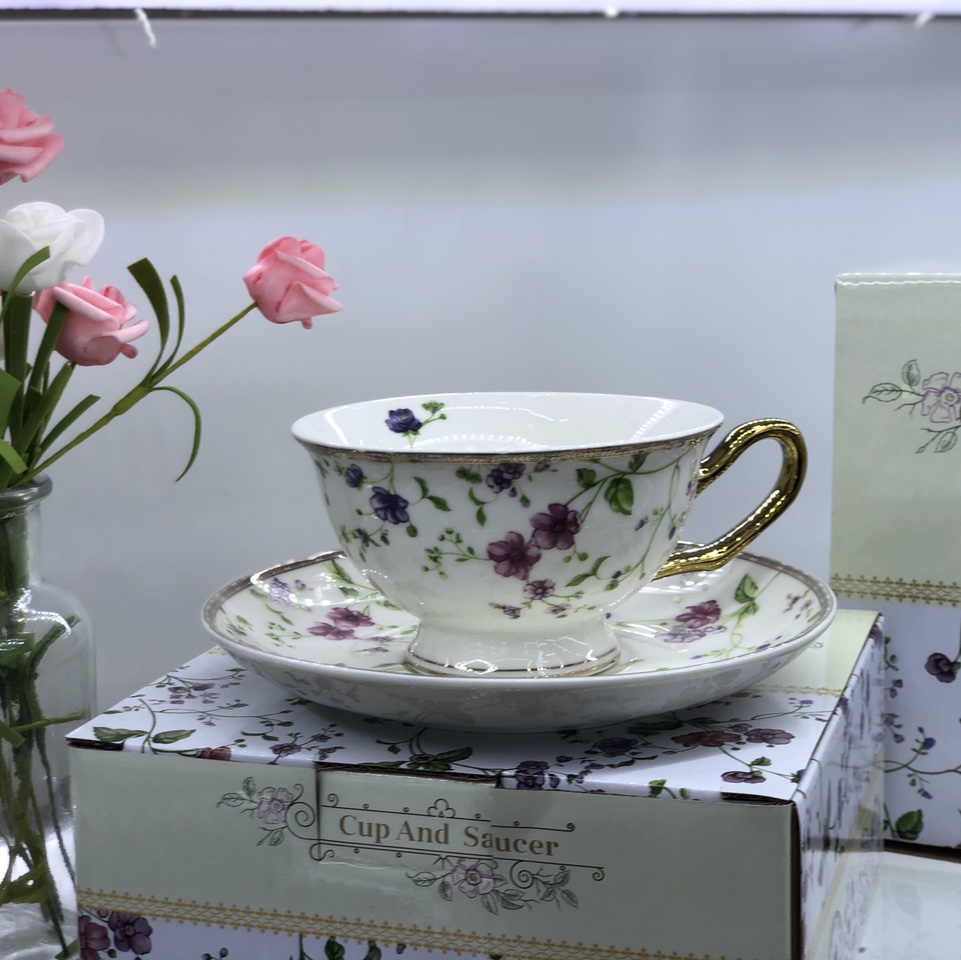 New ceramic coffee cup and saucer set, light luxury and retro coffee cups Item Picture