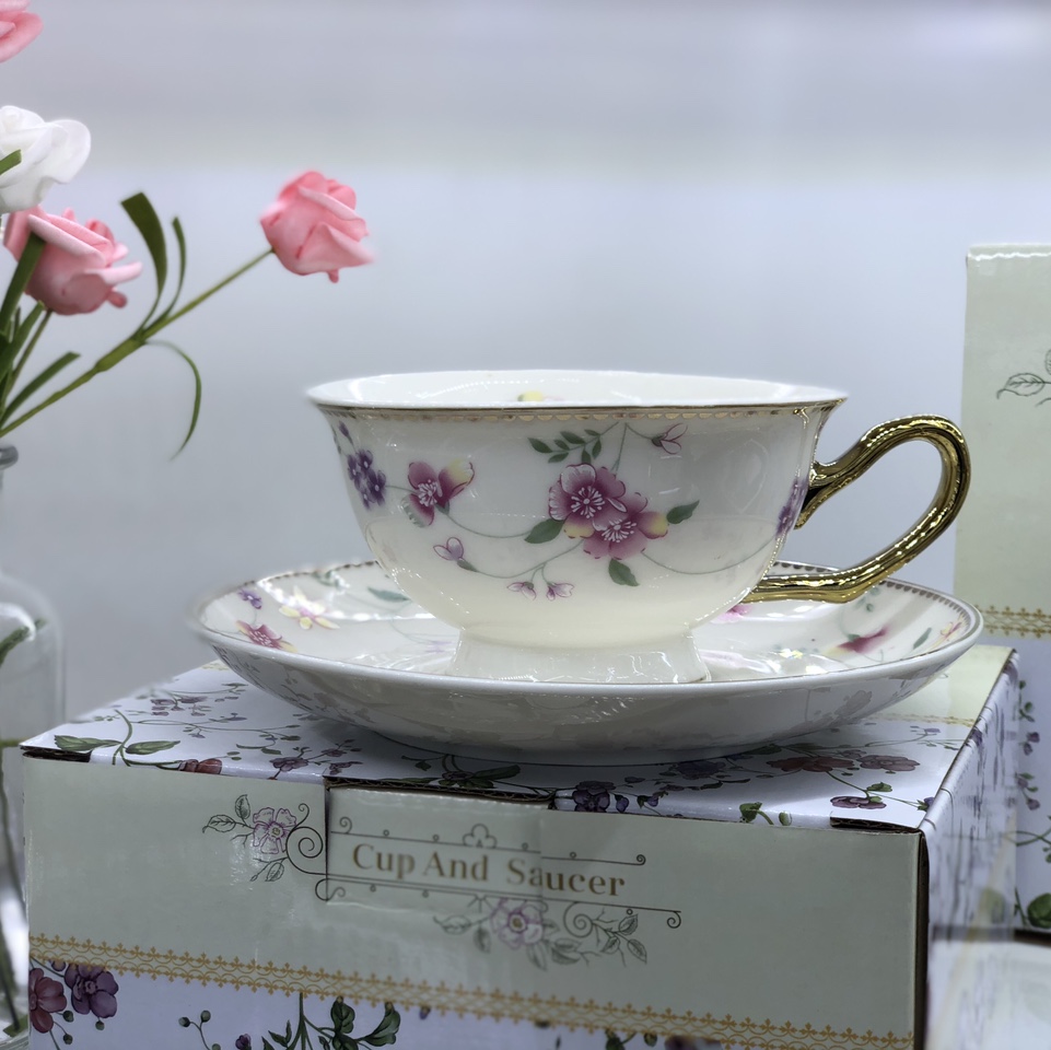 New ceramic coffee cup and saucer set, light luxury and retro coffee cups details Picture