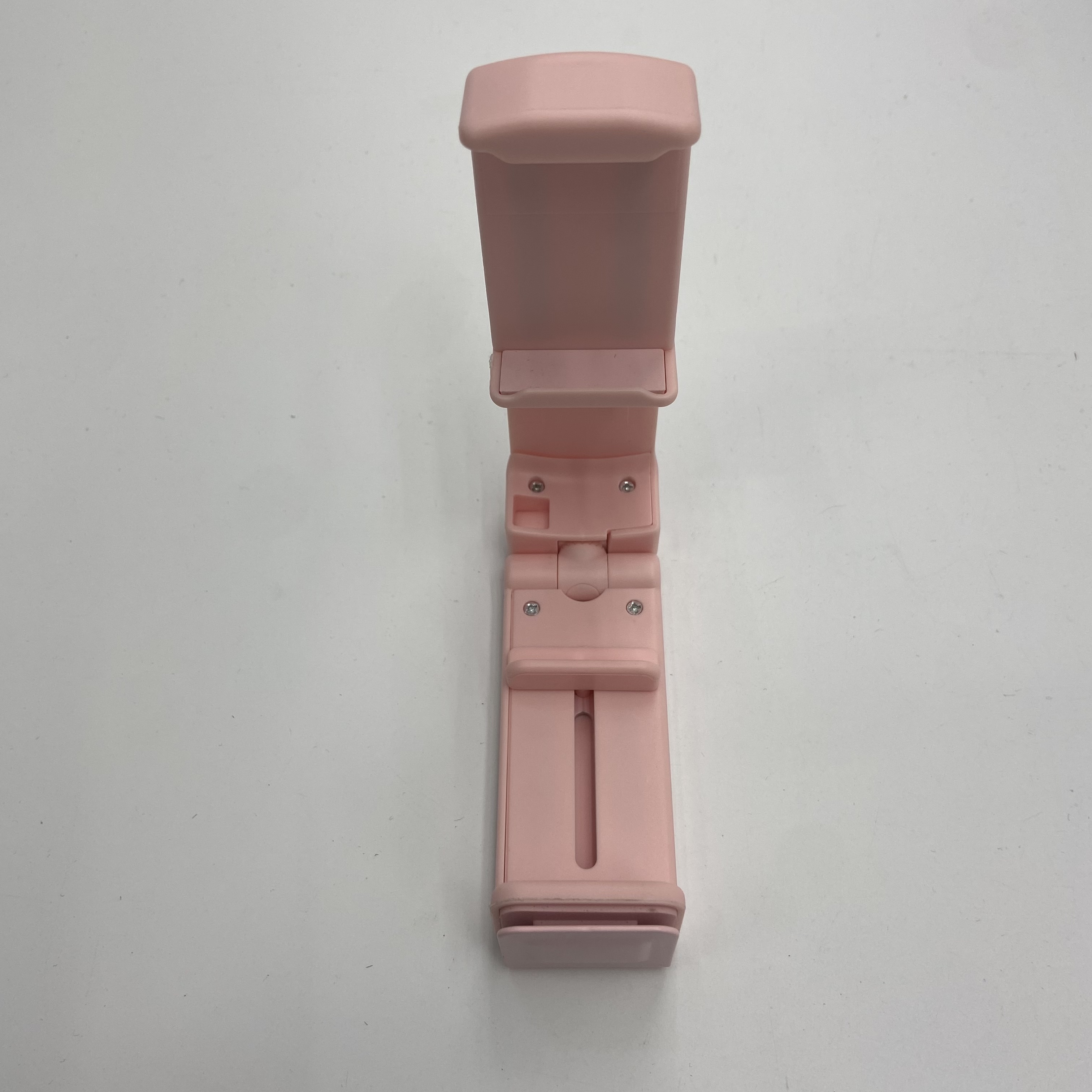 Soporte de escritorio estante de teléfono móvil de viaje en vivo 360 rotación multifunción plegable soporte de teléfono telescópico estera antideslizante Application Scenario