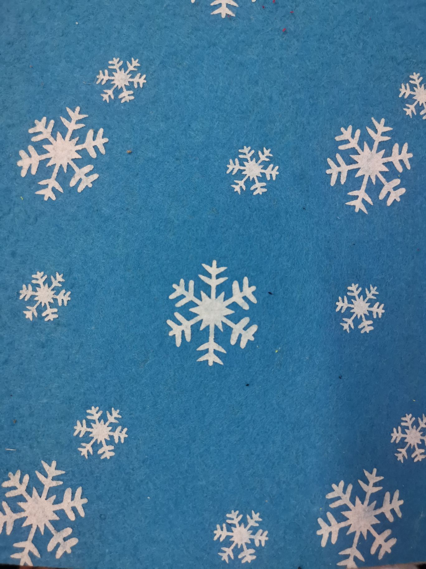 蓝底雪花毛毡