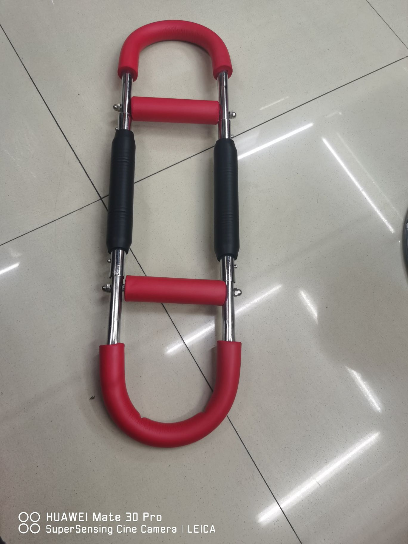 锻炼臂力金属强拉力器
