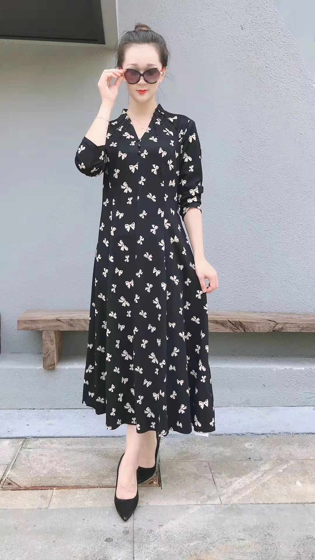 New fashionable, trendy, casual, original, classic and comfortable 21104 pic 1