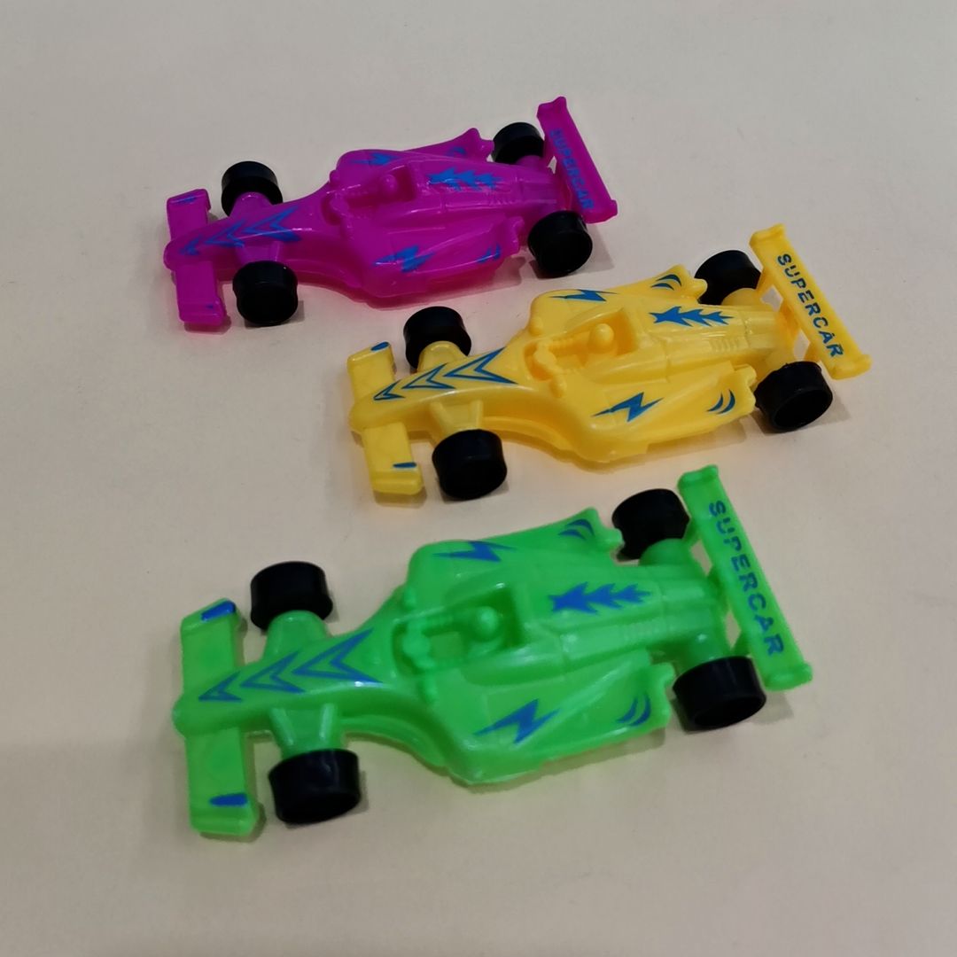 滑行赛车轿车卡丁车幼儿指尖滑行赛车塑料玩具蛋壳扭蛋挂板货源赠品配件厂家直销批发热销货源充足详情图6