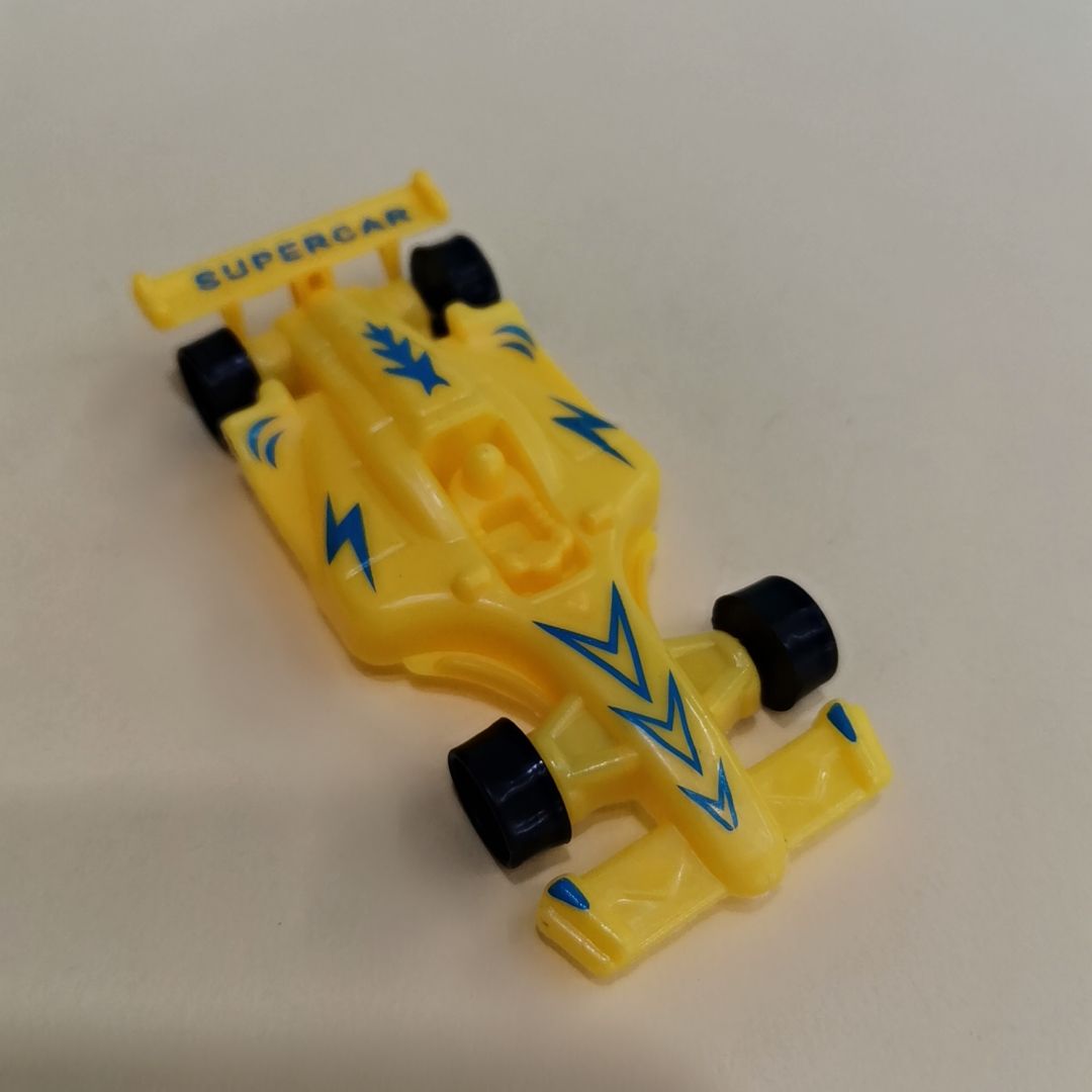 滑行赛车轿车卡丁车幼儿指尖滑行赛车塑料玩具蛋壳扭蛋挂板货源赠品配件厂家直销批发热销货源充足详情图1