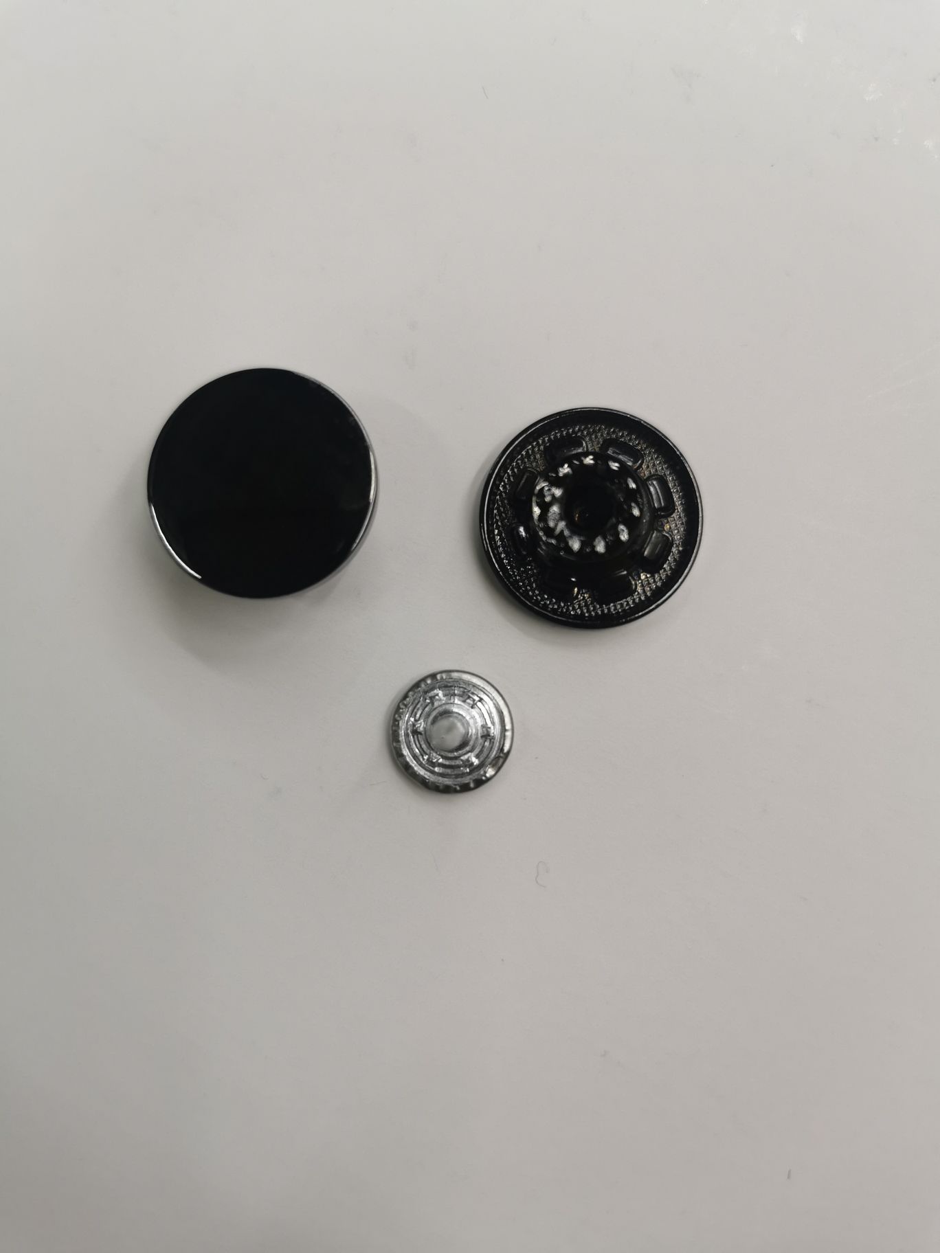 Accessories, buttons