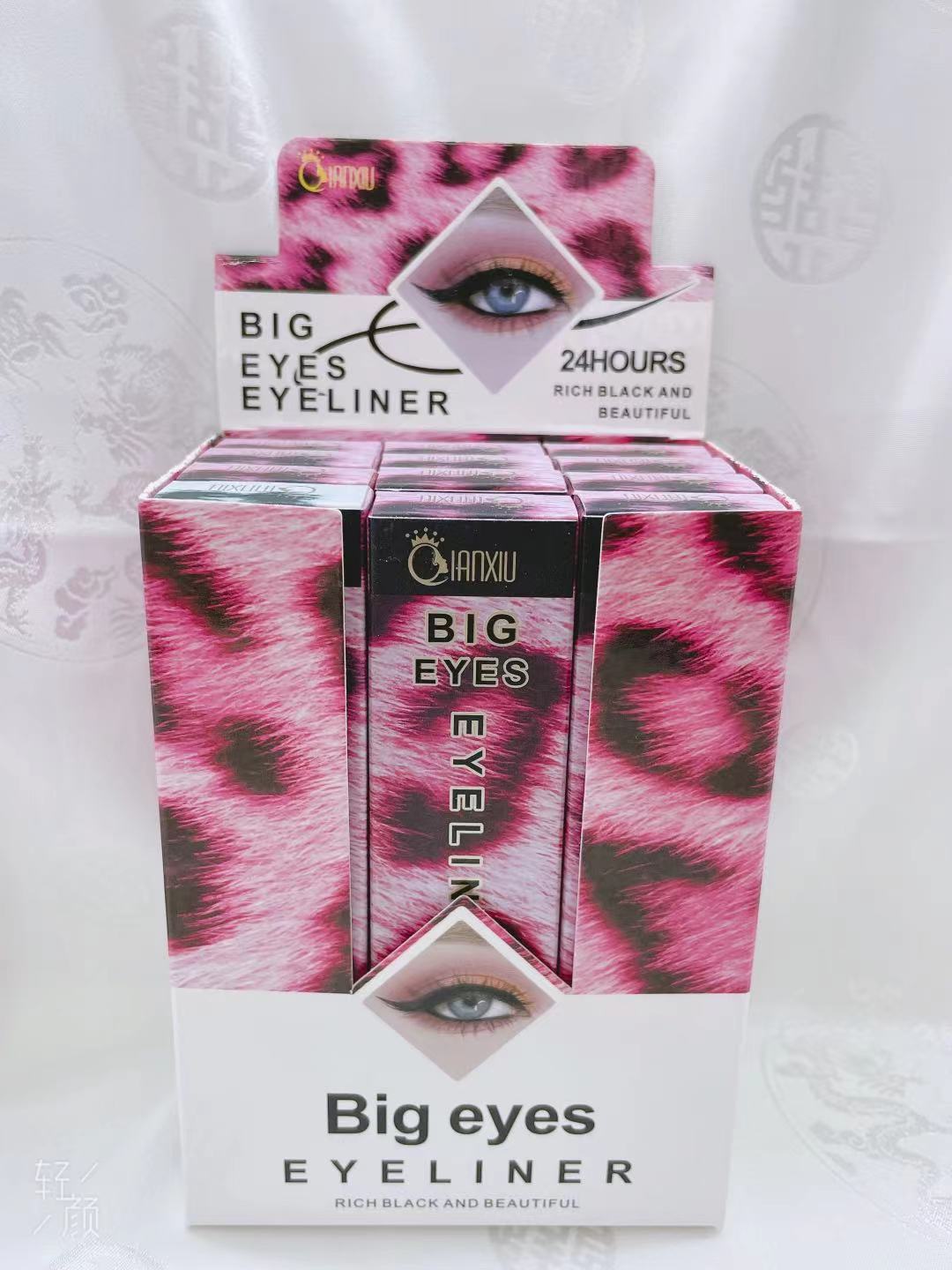 QIANXIU BIG EYES Eyeliner Pen (For Export Only) details Picture