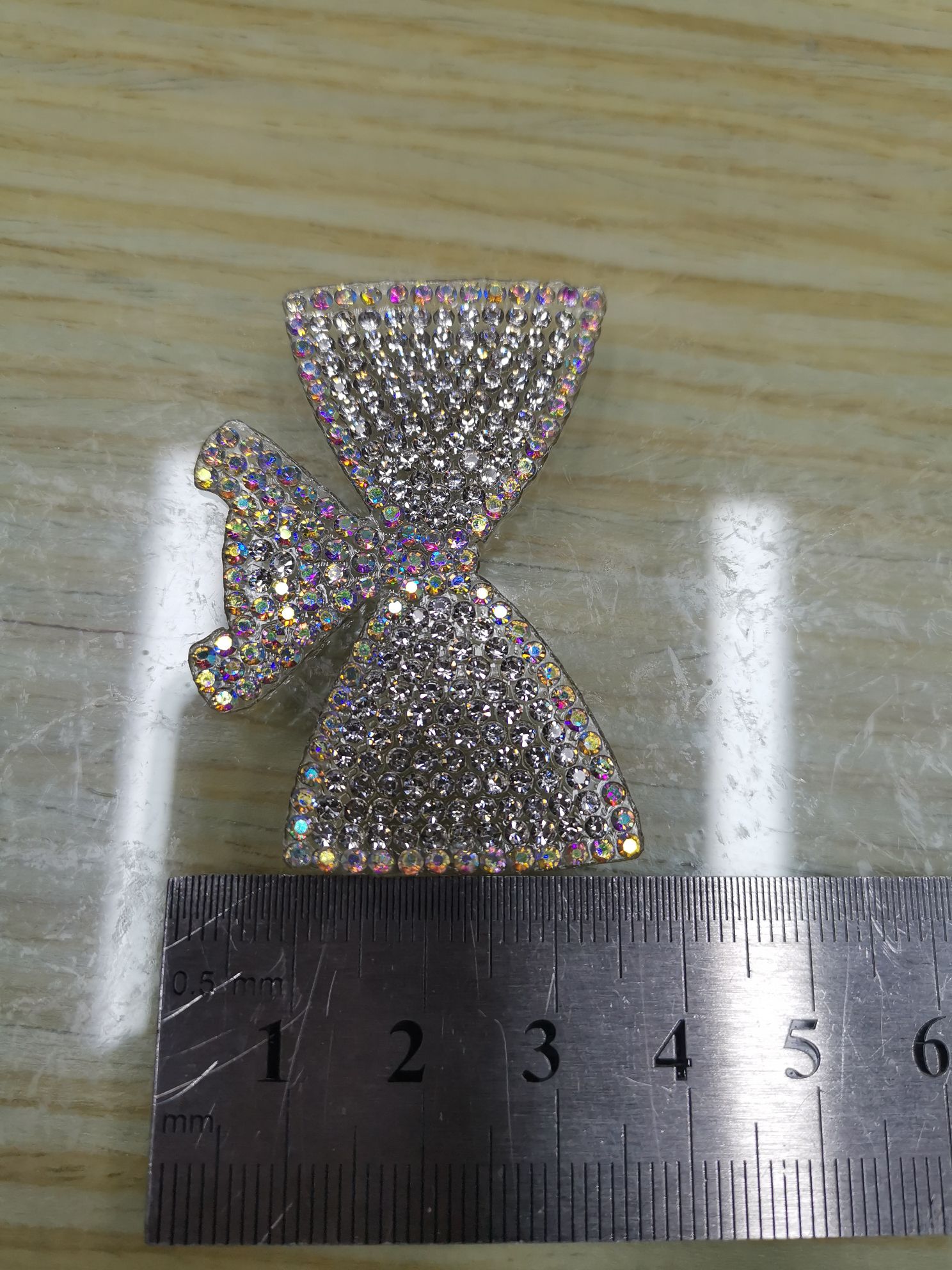 烫钻服装鞋帽箱包饰品，金属水钻鞋扣鞋花装饰用 大金属扣