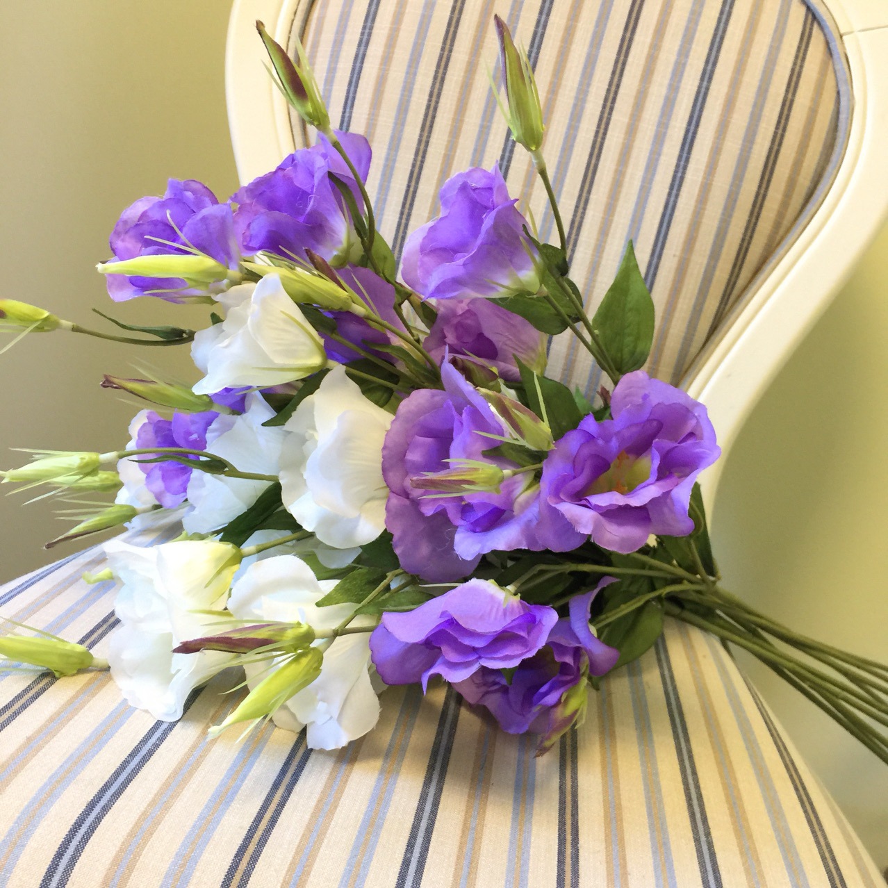 Direct sales and wholesale of high-end artificial bellflower wedding floral art samples and wedding bouquets from the manufacturer pic 5