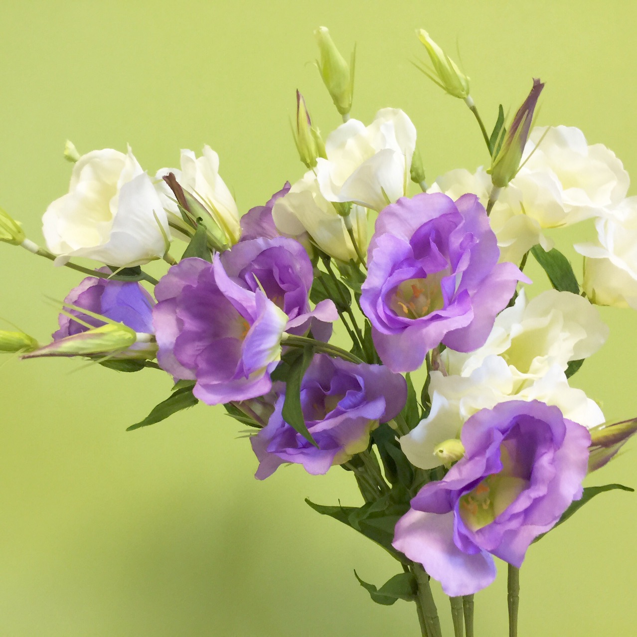 Direct sales and wholesale of high-end artificial bellflower wedding floral art samples and wedding bouquets from the manufacturer pic 2