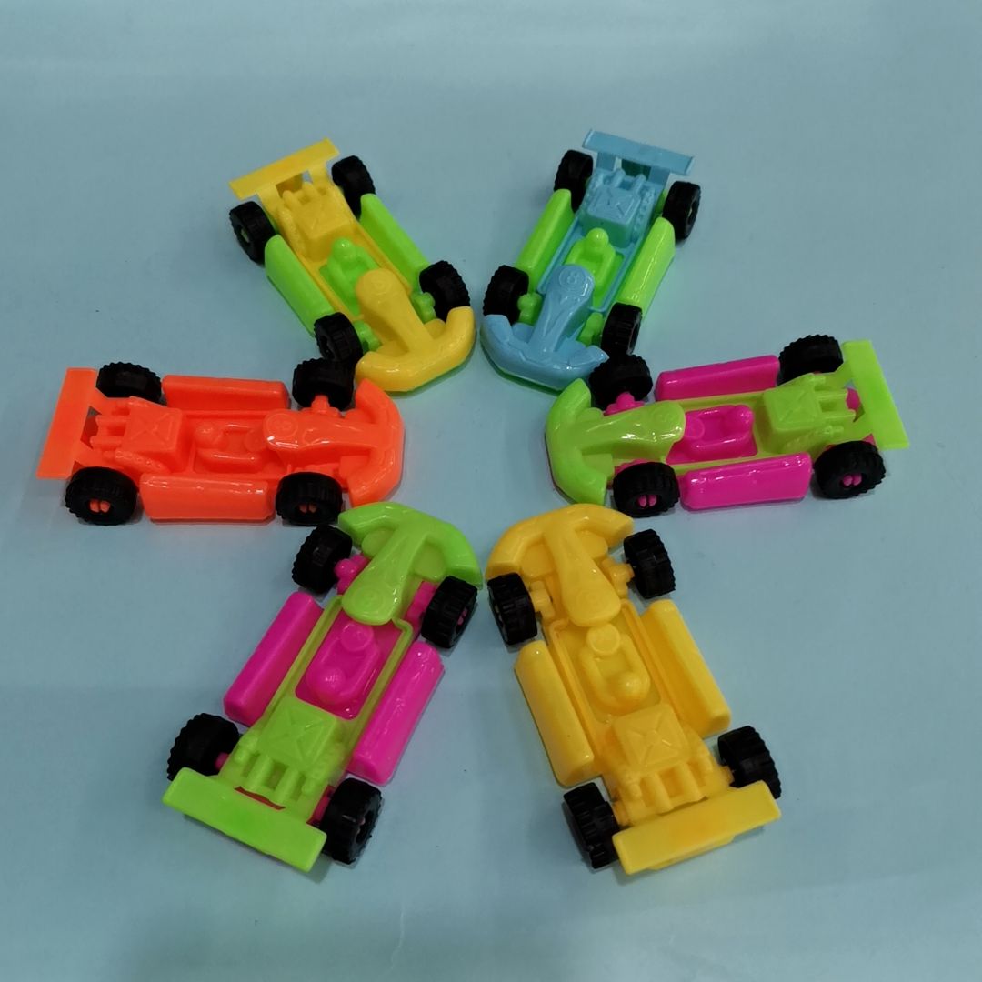 滑行赛车塑料玩具车休闲怀旧玩具鲜艳色彩蛋壳扭蛋货源赠品配件厂家直销批发热销货源充足详情图4