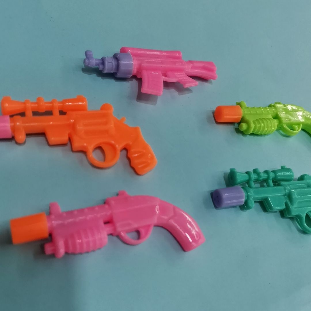 新款枪造型笔幼儿文具可爱迷你款混款蛋壳扭蛋货源赠品配件厂家直销批发热销货源充足详情图3