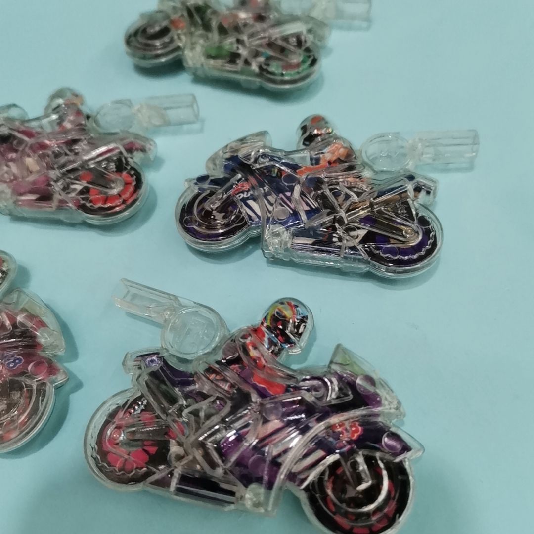 摩托口哨透明塑料玩具幼儿运动活动加油助威产品赠品配件蛋壳扭蛋货源厂家直销批发热销货源充足详情图7