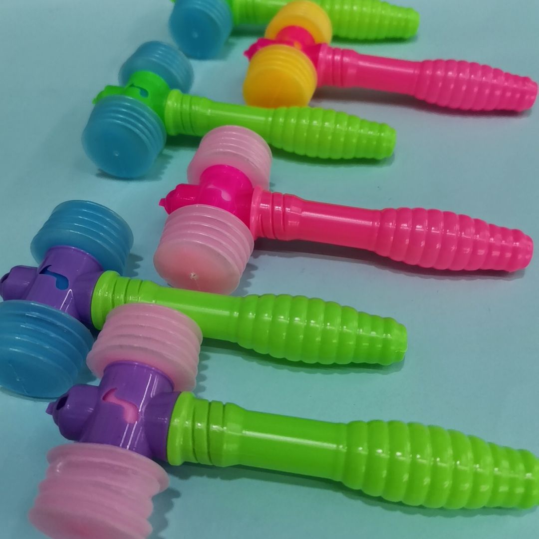 新款响锤打不疼幼儿手抓敲打玩具挂板配件活动必备赠品厂家直销批发热销货源充足整蛊搞笑玩具详情图3