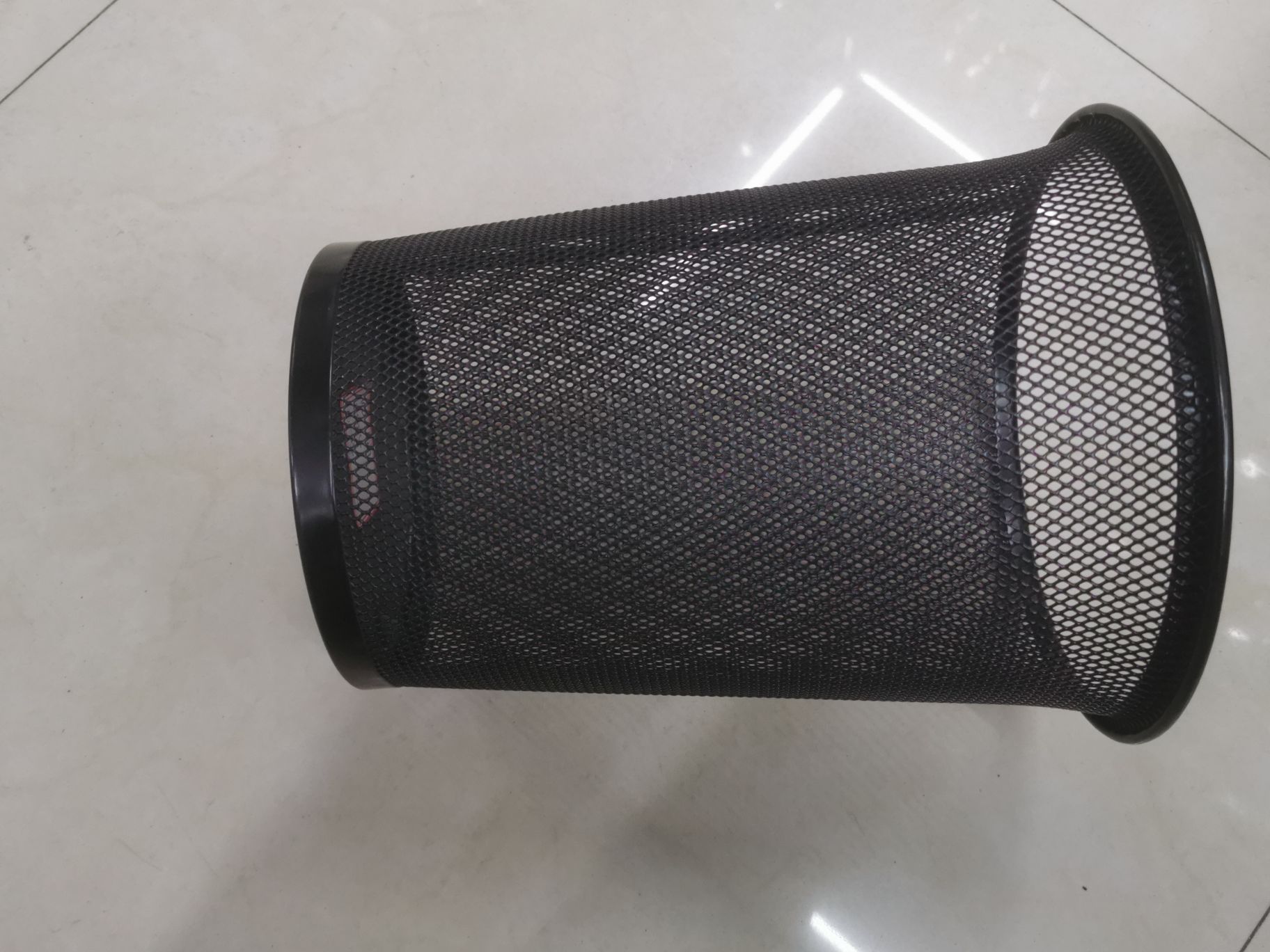 Iron mesh trash can Specification image