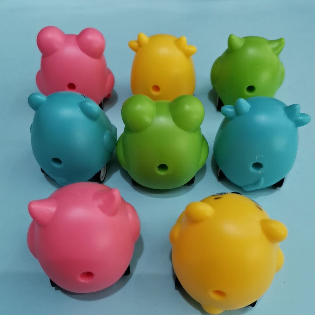 热销款动物回力车可爱动物造型猫头鹰奶牛小熊青蛙8款混装混色内销热卖赠品配件厂家直销批发热销货源充足详情图3