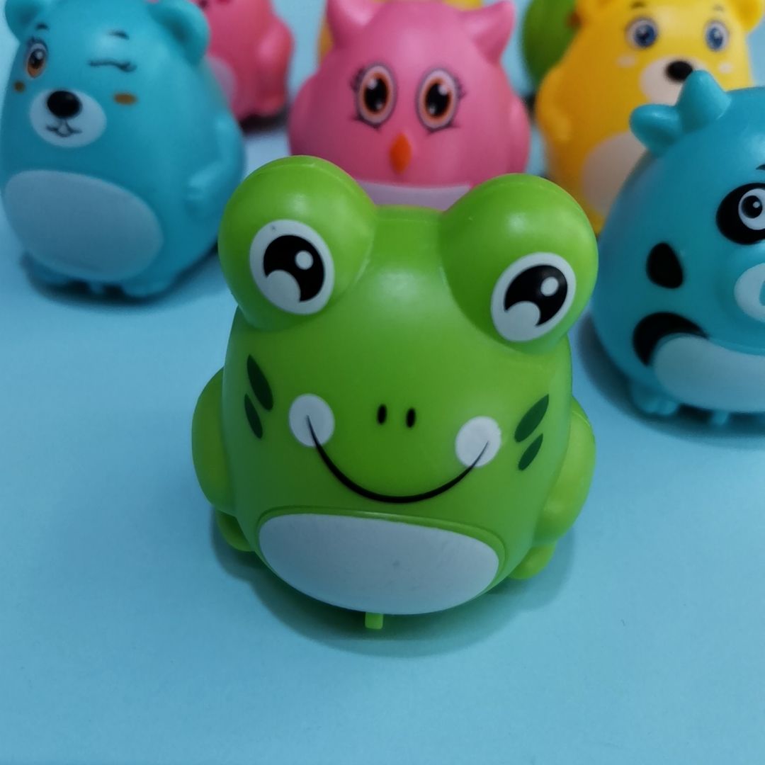 热销款动物回力车可爱动物造型猫头鹰奶牛小熊青蛙8款混装混色内销热卖赠品配件厂家直销批发热销货源充足详情图3