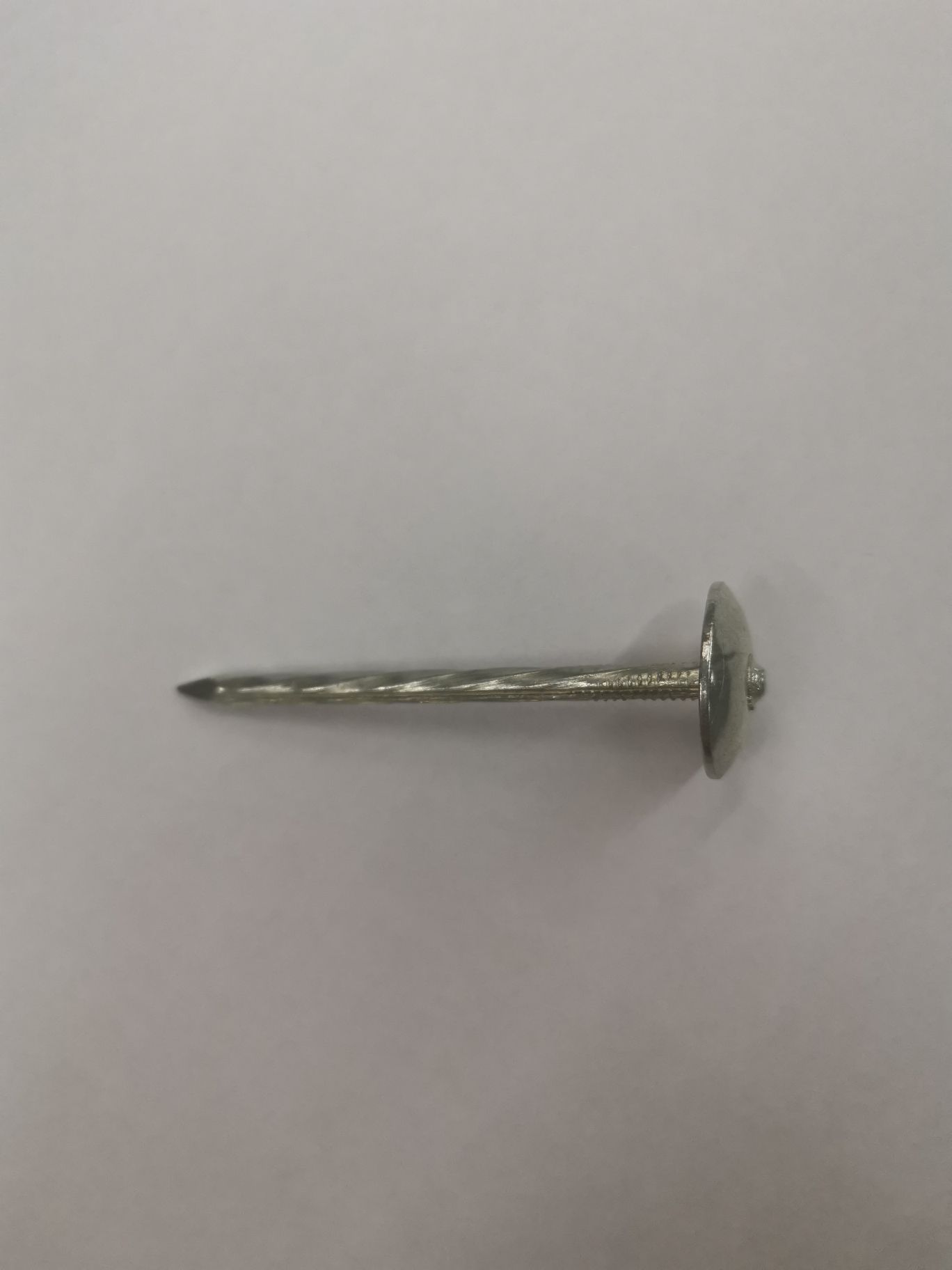 瓦楞钉/大帽钉/蓝白锌瓦楞钉/屋顶用钉/