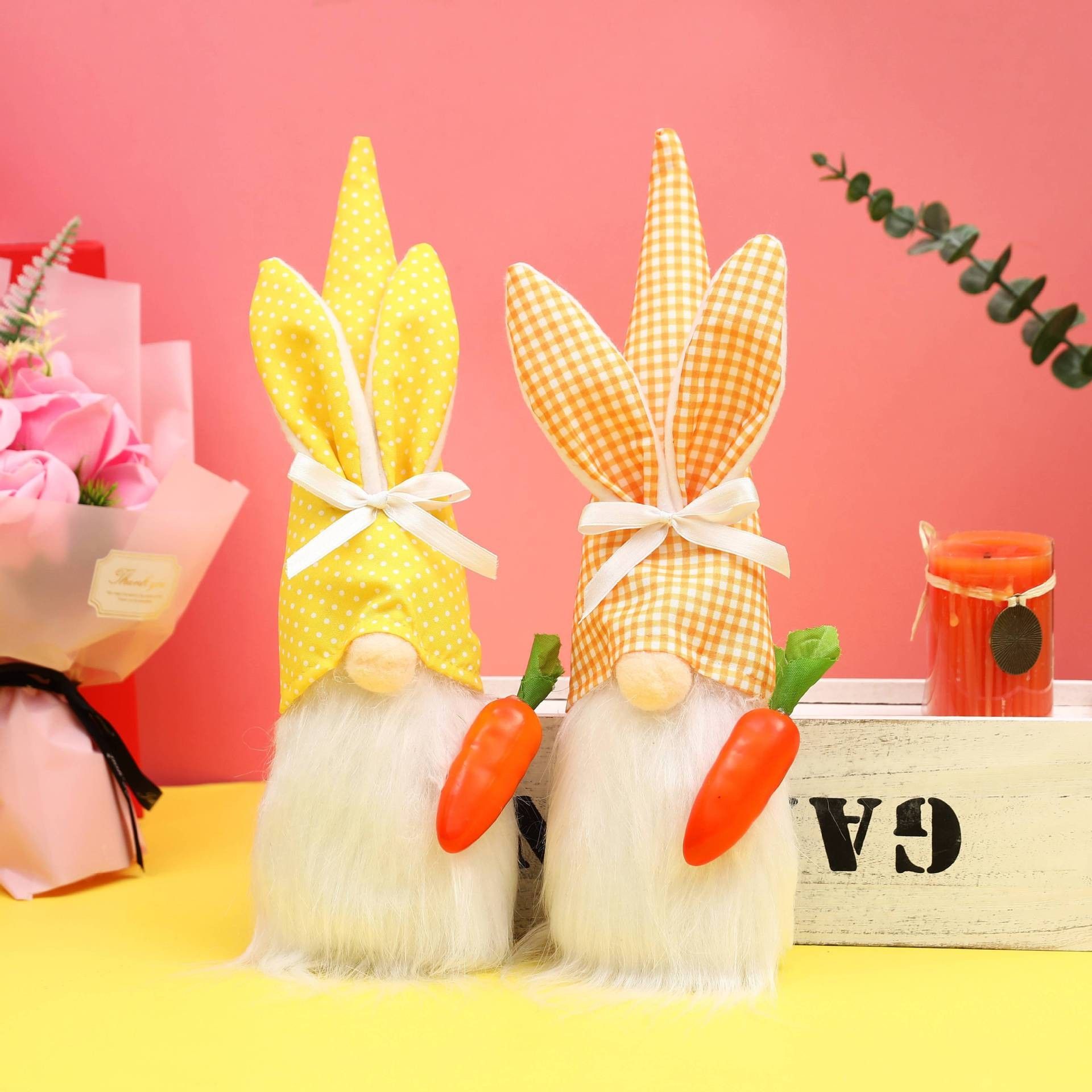 跨境新产品复活节兔子造型无脸老人抱胡萝卜装饰摆件兔耳朵鲁道夫图