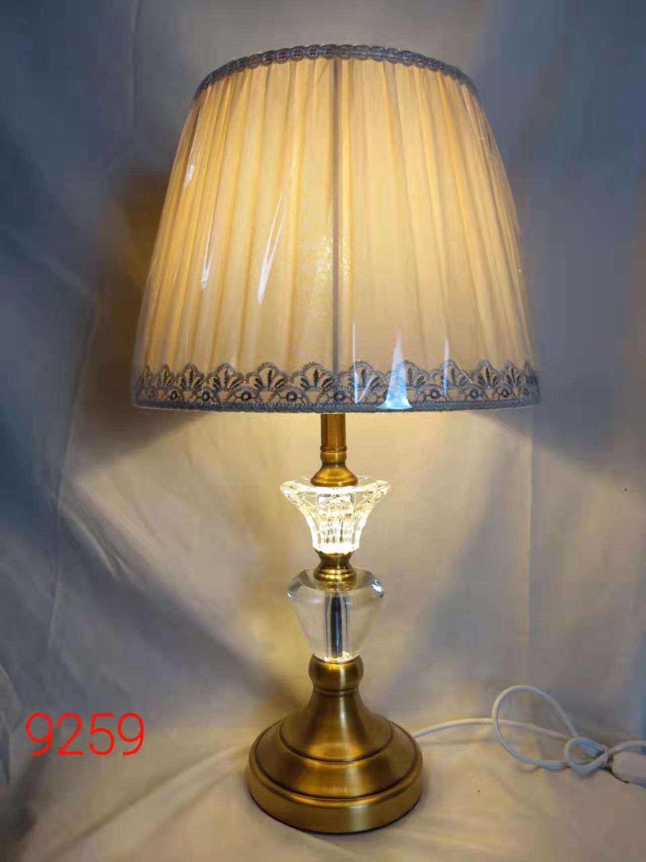 European-style crystal table lamp with a night light Item Picture