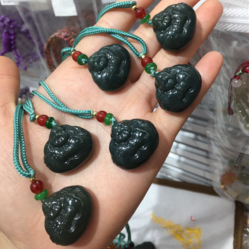 The natural Hetian jade pagoda green pendant necklace of Liangcai Jing Jewelry is smooth and delicate, and the wearing effect is excellent Item Picture