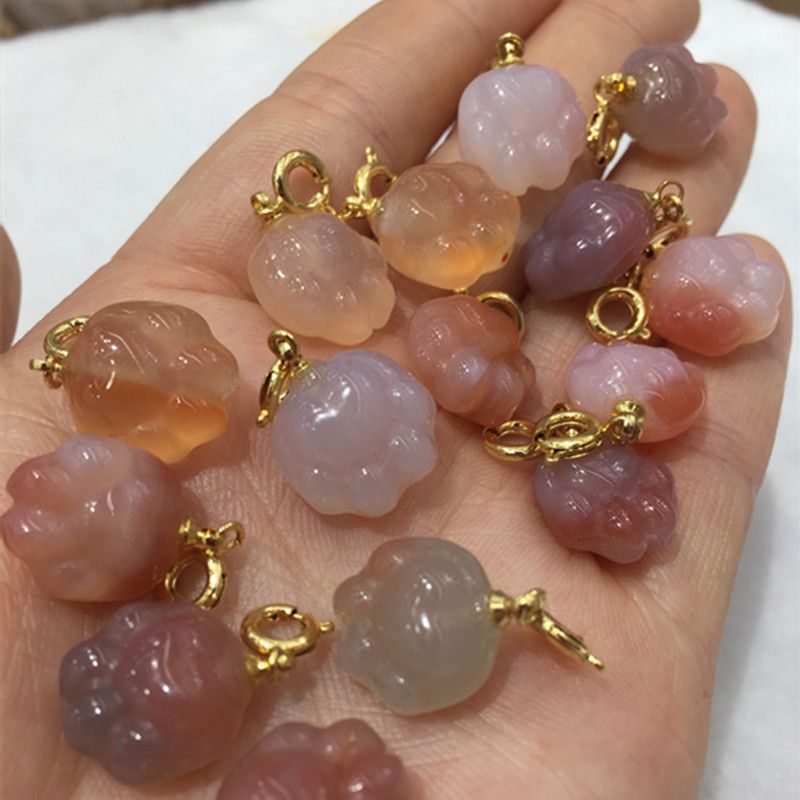 亮彩晶珠宝  天然盐源玛瑙dly各种撘小吊坠  水头足 颜色鲜艳