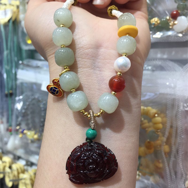 Bright crystal jewelry, natural Hetian jade with blood amber pendant necklace, exquisitely carved with water head foot, smooth and fine surface Specification image