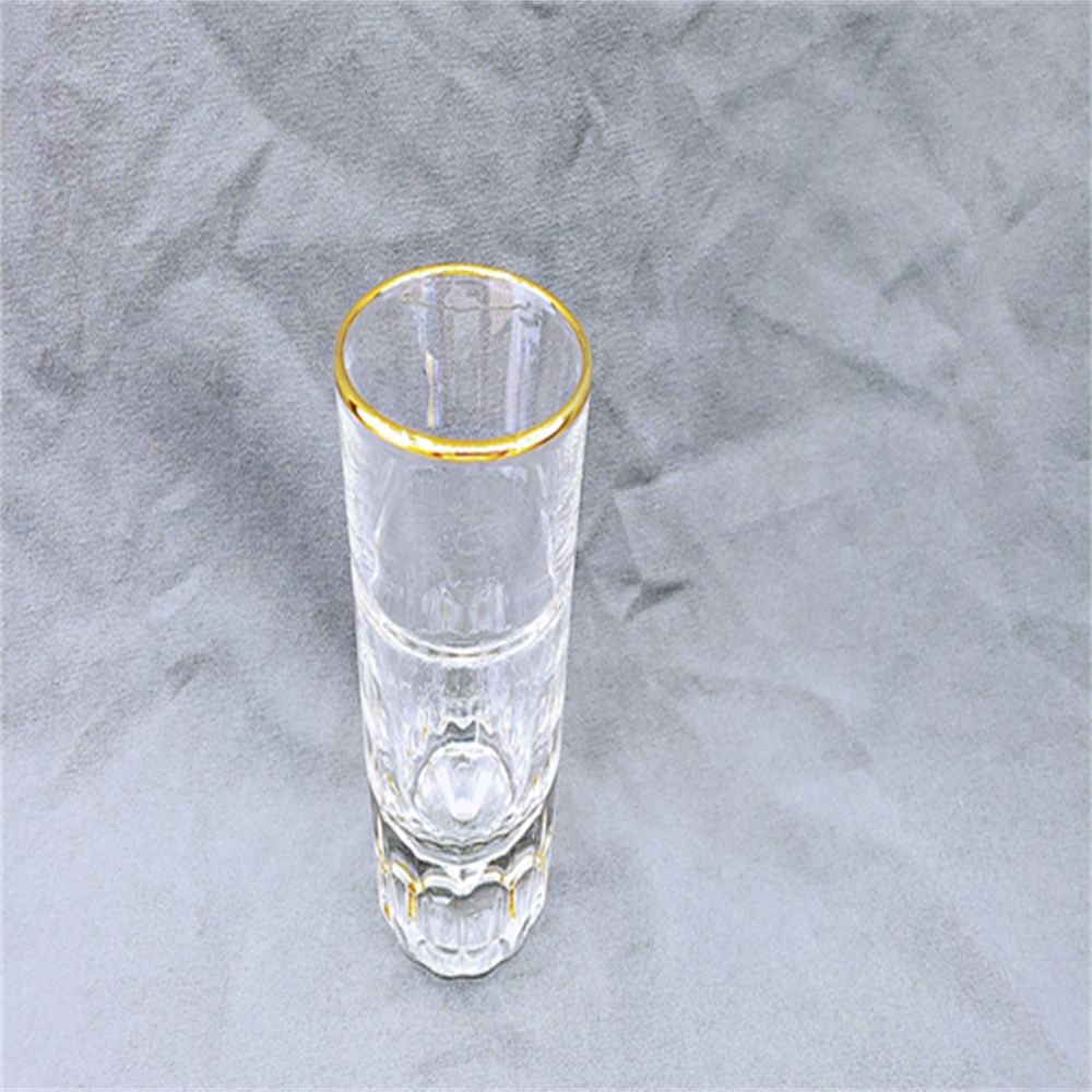 Vaso de cristal vaso de licor sin plomo vaso de licor de borde de oro vaso de licor maotai vaso de licor de bala vaso de cristal de una boca details Picture