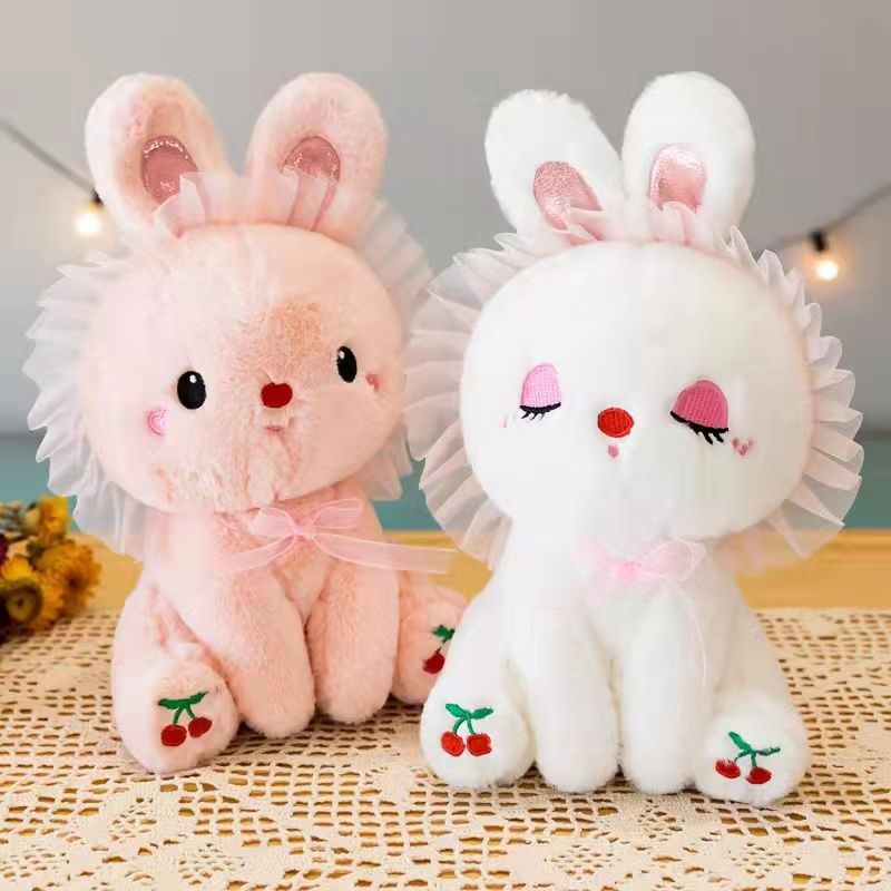 A variety of exquisite 8-inch plush toys featuring dinosaurs, rabbits, pigs, dogs, pandas, penguins, elephants and unicorns Application Scenario