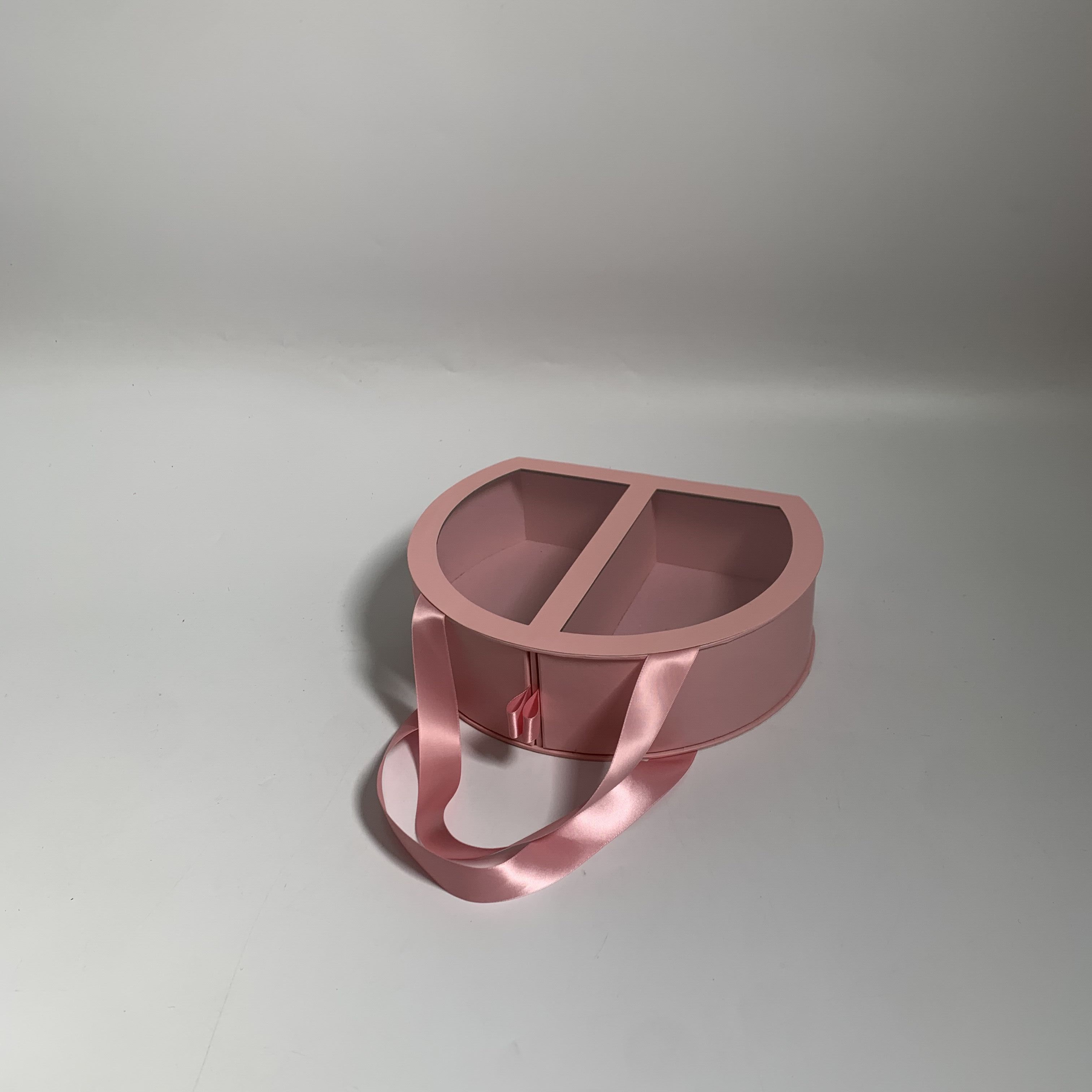 Vina Double opening window round flower gift box, flower arrangement box, souvenir gift box, flower box, single gift box Application Scenario