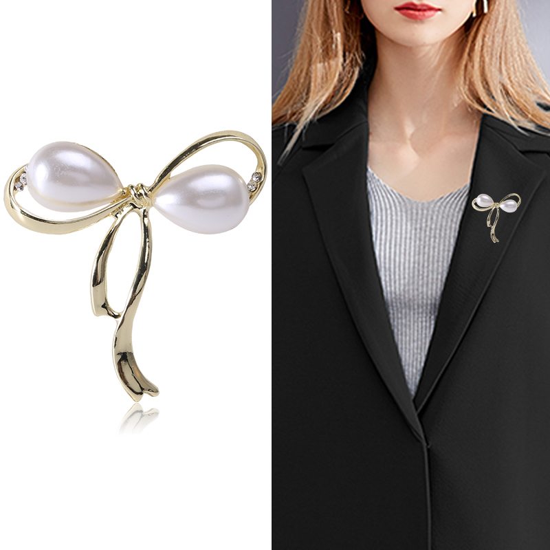 Factory direct sales, popular in foreign trade, high-end and elegant neckline, anti-glare, fixed clothing, silk scarves, sweaters, cardigans with brooches