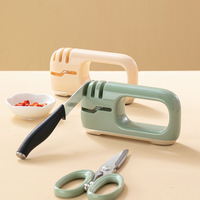 Four-in-one rapid knife sharpener for export