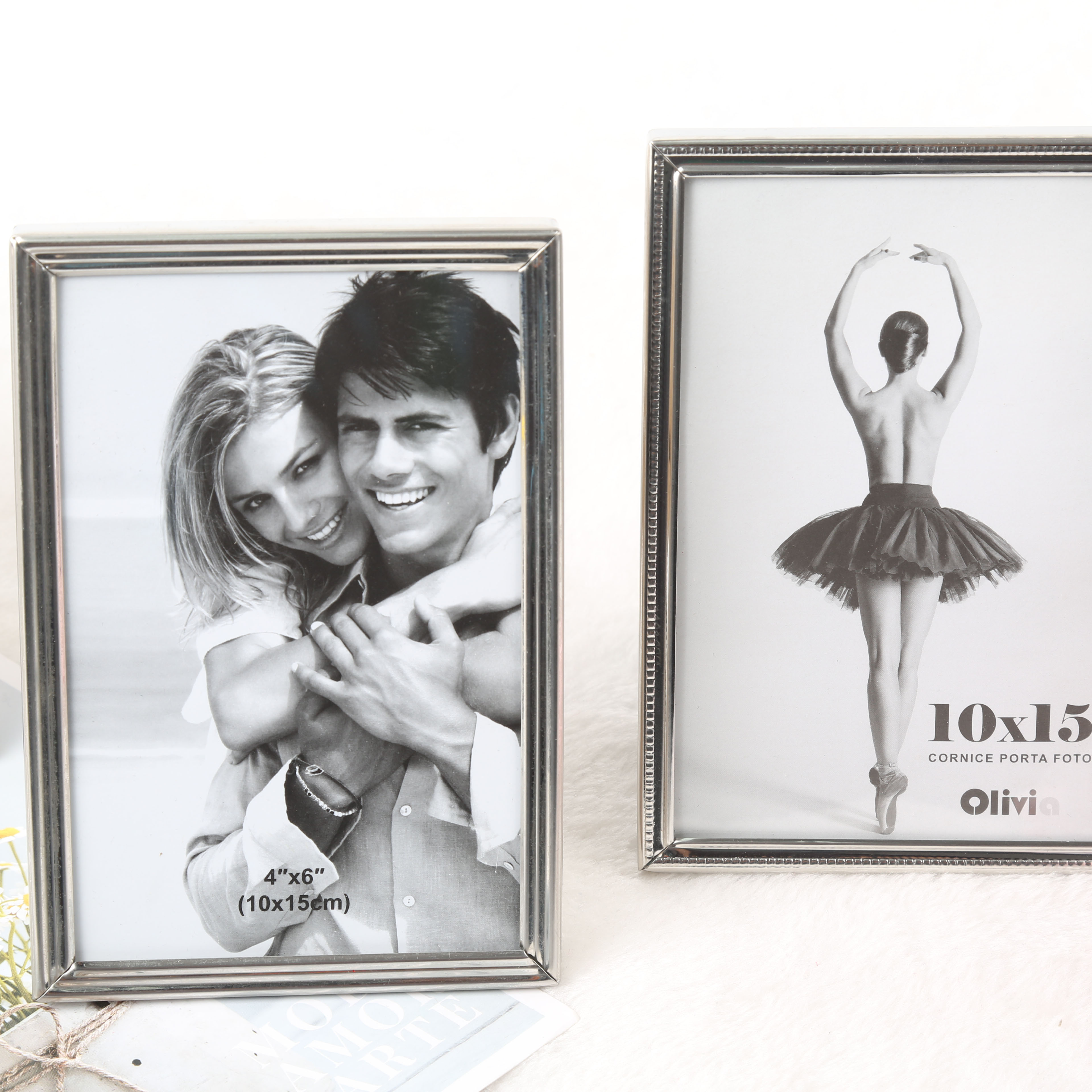 Simple aluminum alloy picture frame outer frame, wall-mounted Nordic photo frame, ins display stand, custom-made photo puzzle frame of any size details Picture