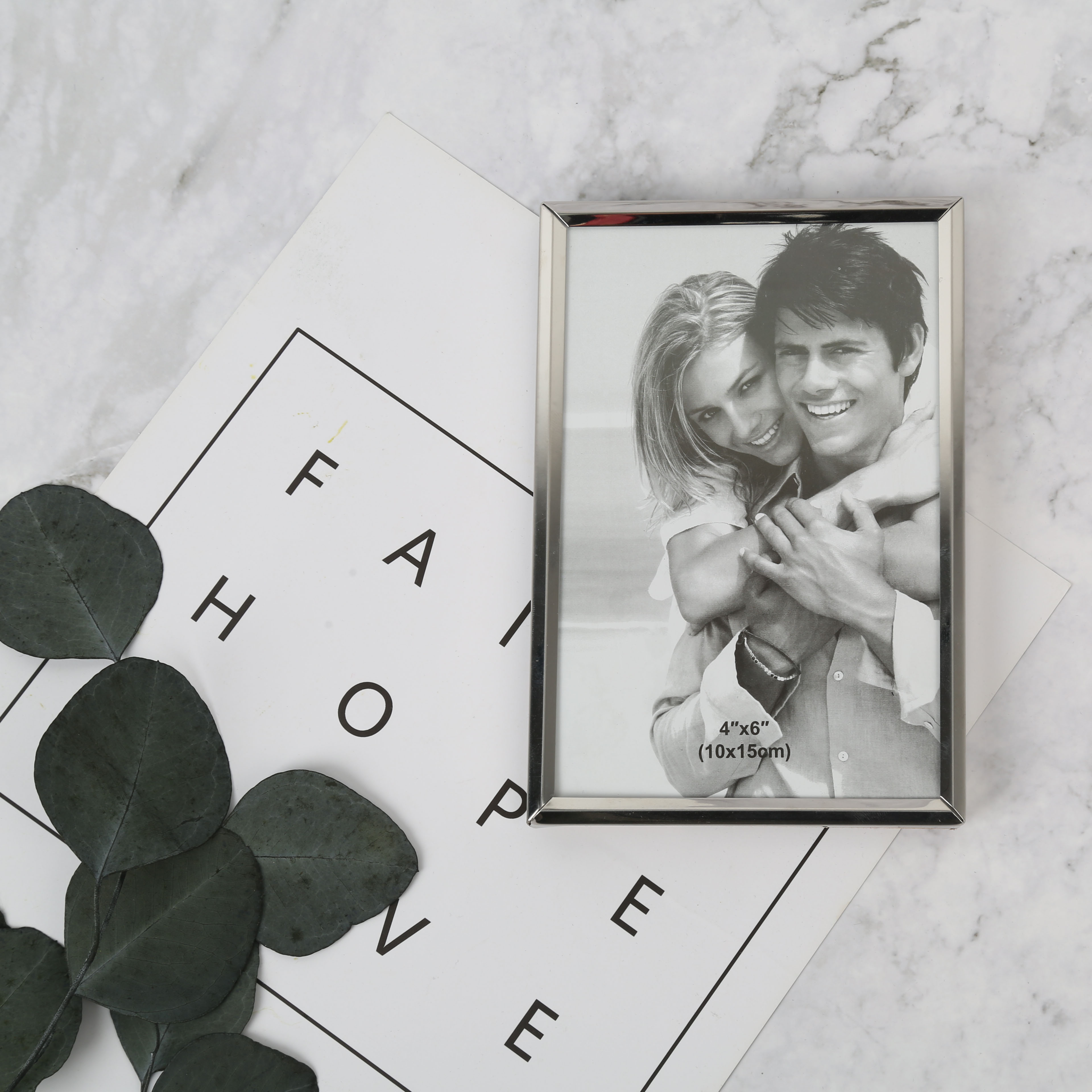 Simple aluminum alloy picture frame outer frame, wall-mounted Nordic photo frame, ins display stand, custom-made photo puzzle frame of any size