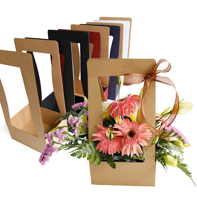 Wholesale and customized new hand-held flower packaging bags, paper bags and hand-held flower baskets Application Scenario