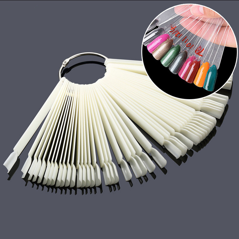 Factory direct sales of 50 pieces of nail art display color plates with iron rings, color plates and color cards in bags Application Scenario