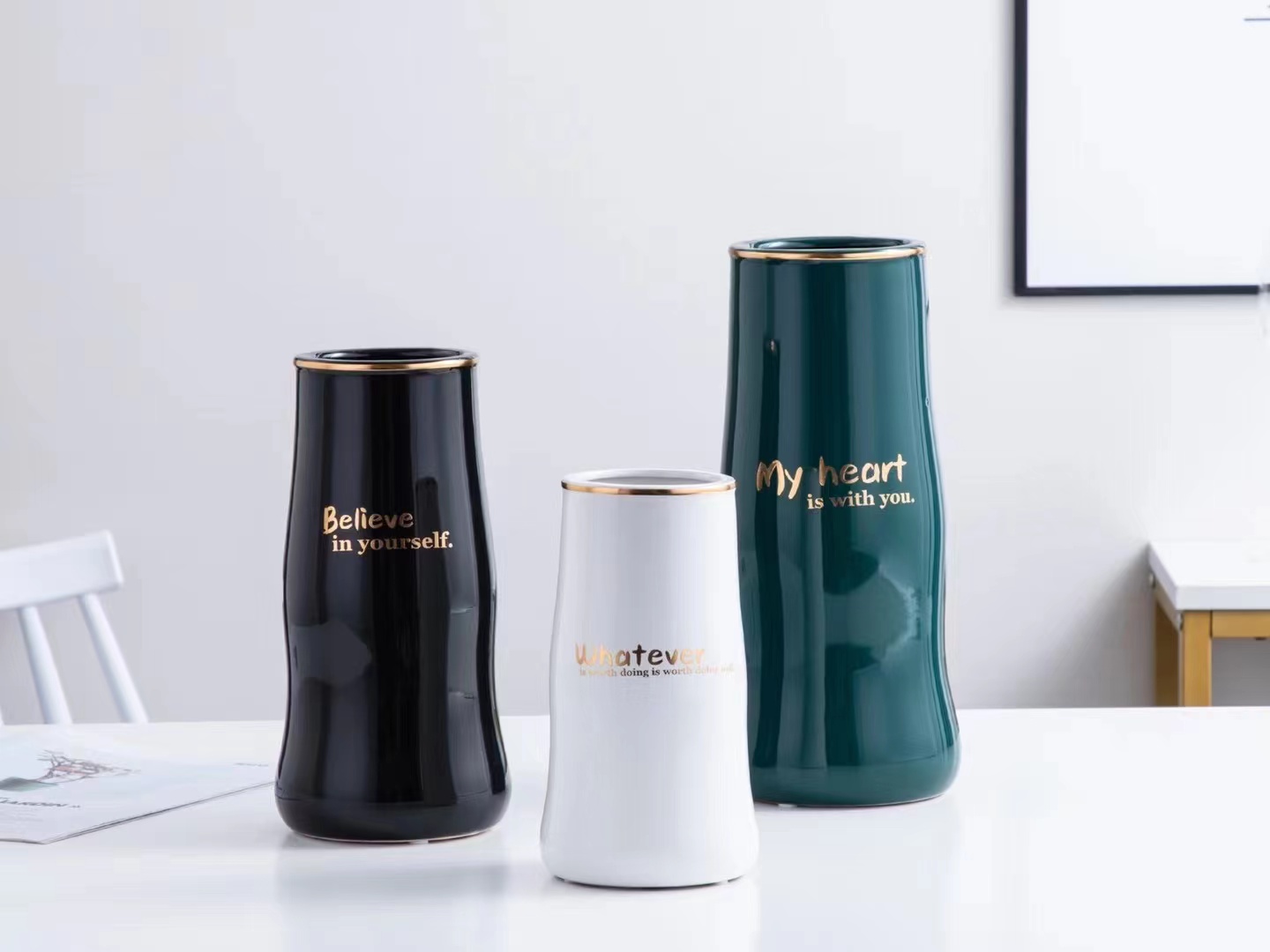 新款陶瓷花瓶插画器现代简约餐桌玄关家居摆件