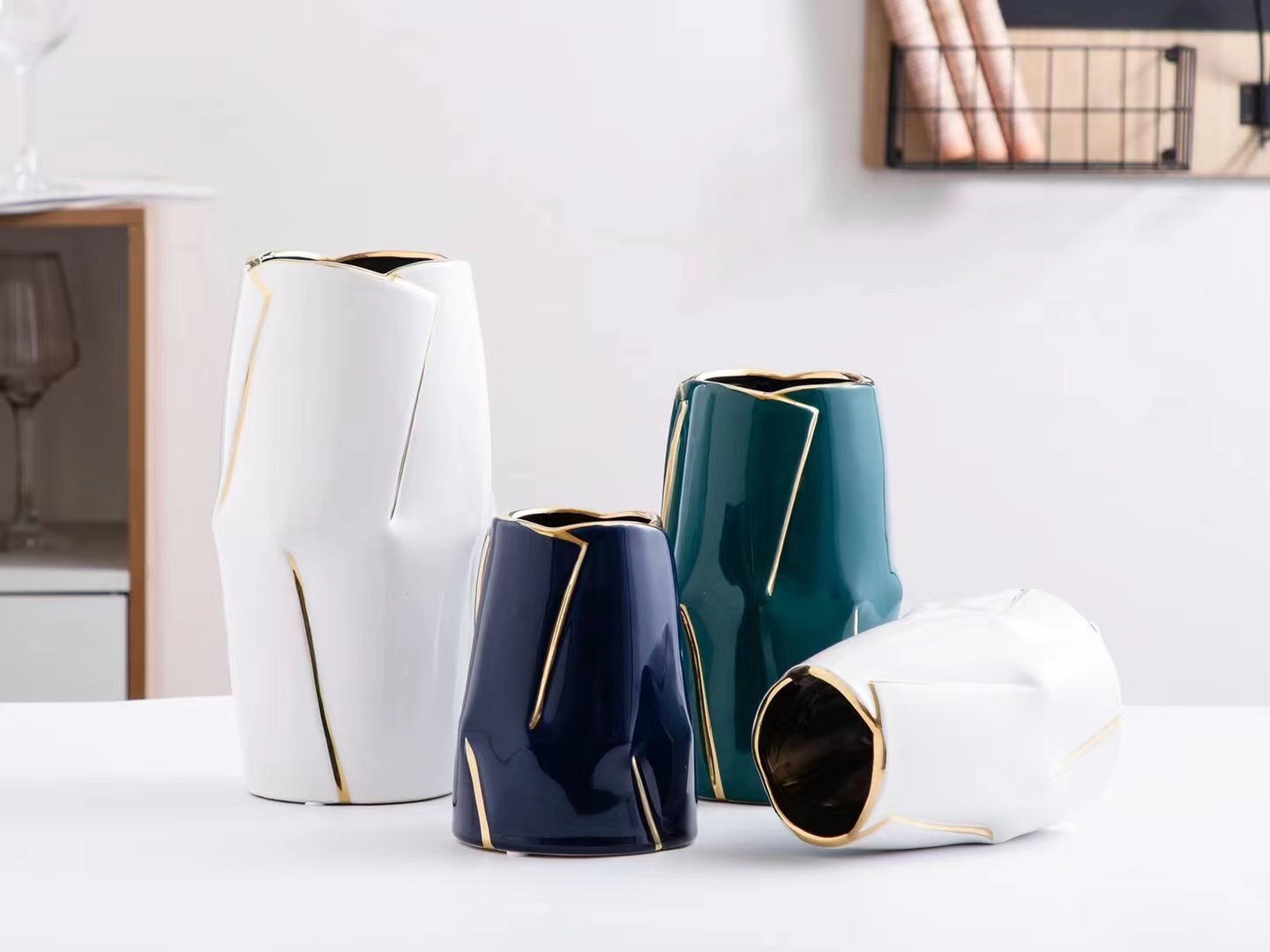 现代轻奢电镀色陶瓷花盆摆件餐厅卧室客厅家居简约插画装饰花瓶