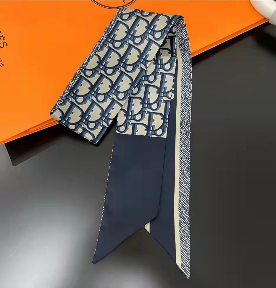 FLY323 Tarot new versatile thousand-bird checkered small silk scarf ribbon women's tie bag handle ribbon hair band in stock scarf wholesale Specification image