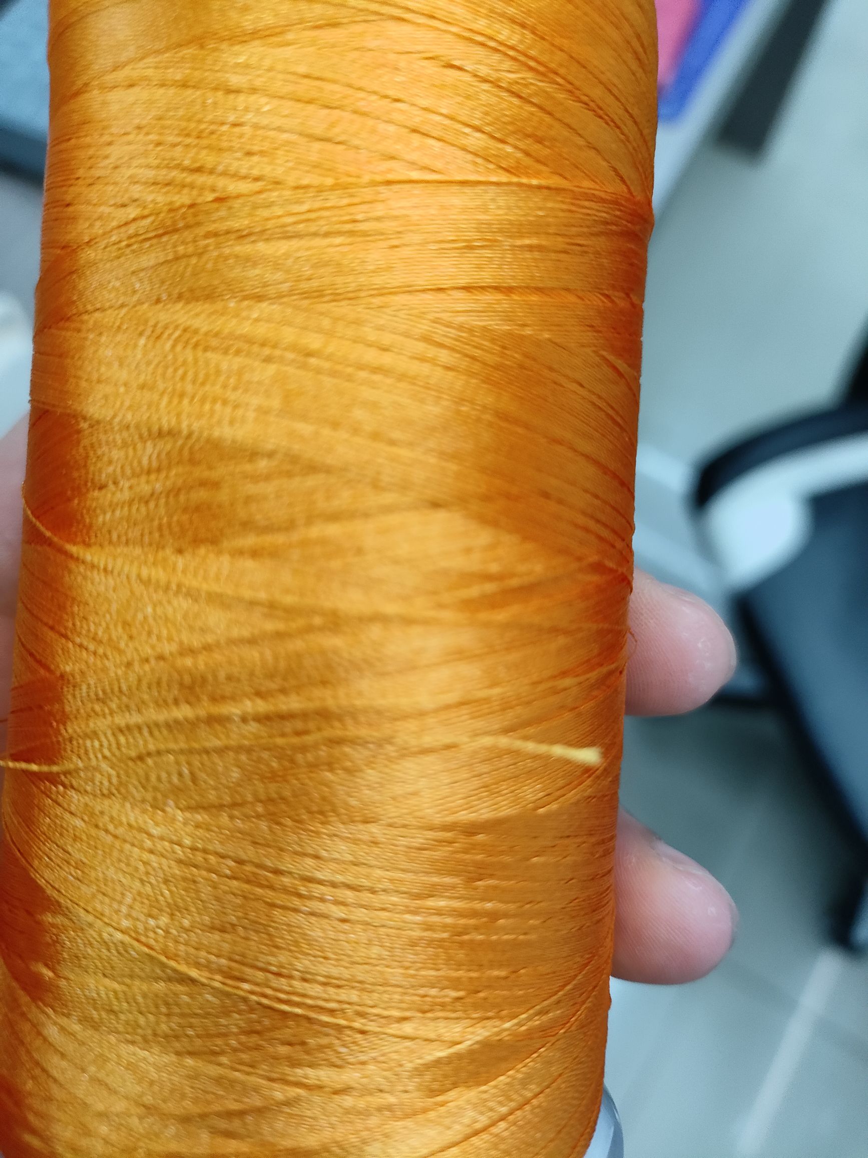 120D2 Polyester 5000 M Embroidery Thread details Picture