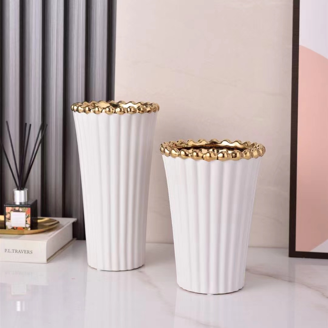 简约花瓶产品图