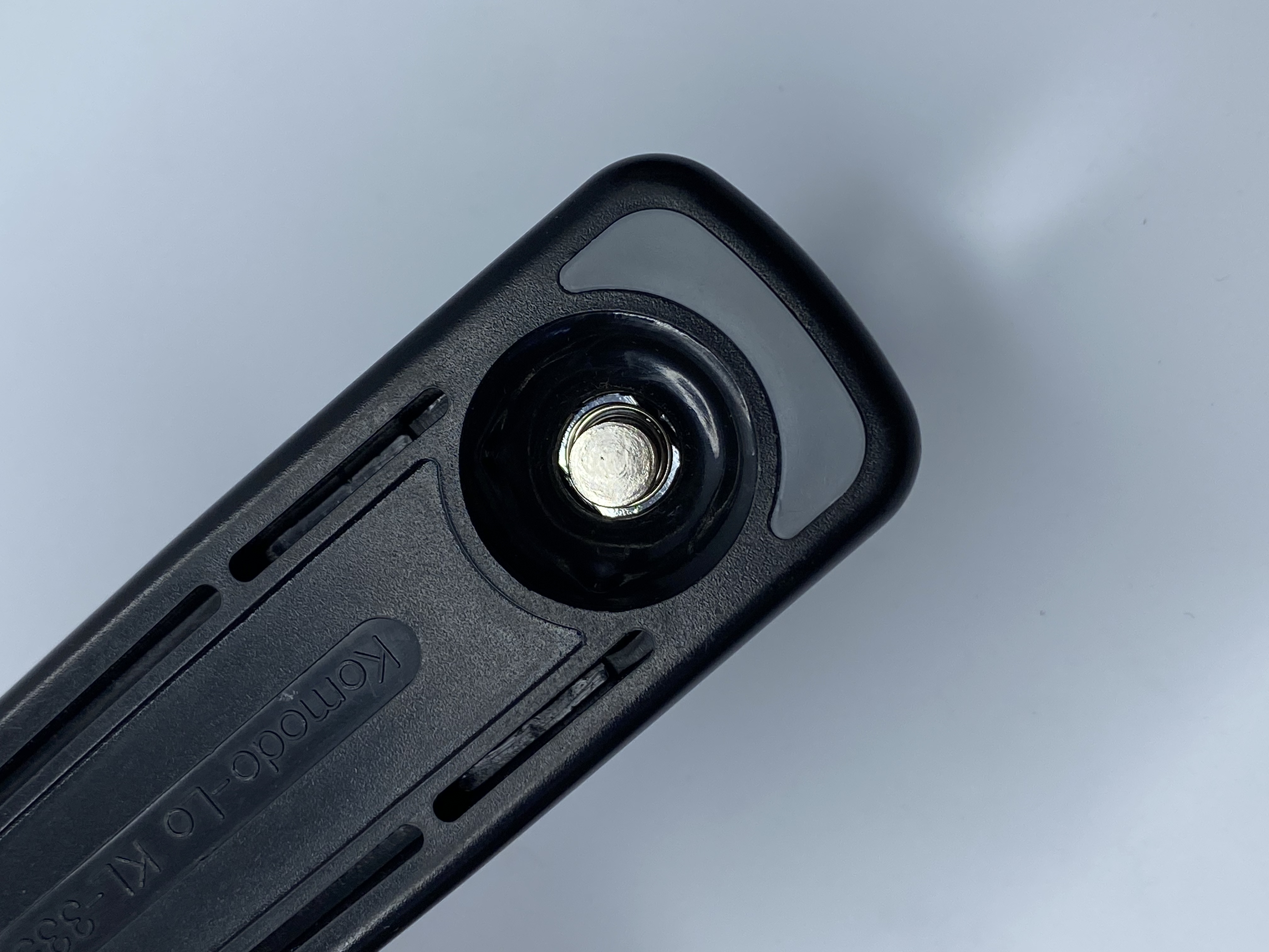 KL-335 factory direct sales stapler, student stapler, standard multi-functional office supplies, staples, labor-saving stapler, middle seam binding machine Item Picture