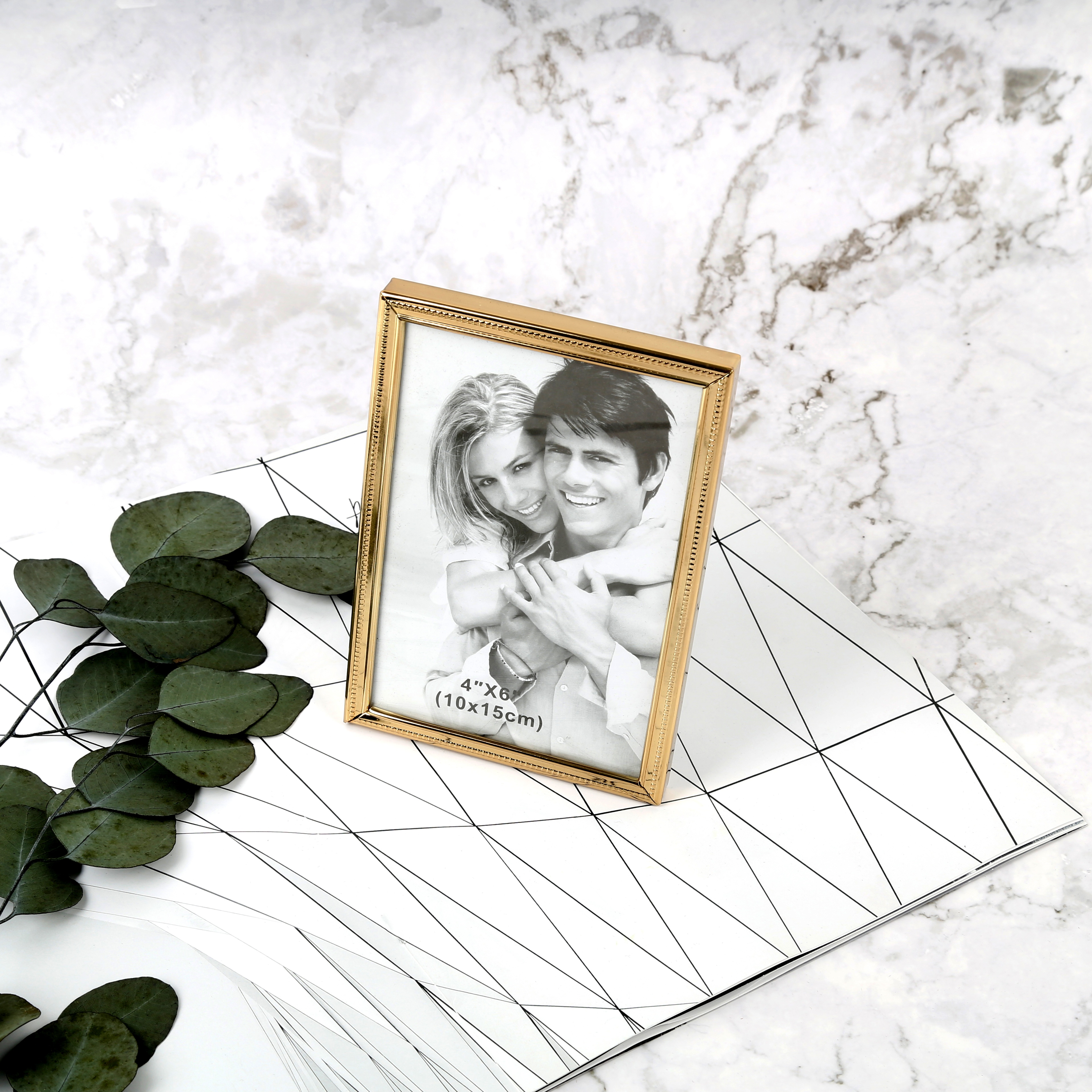 European-style Pinduoduo wall paintings, simple and classical, foreign trade stainless steel aluminum alloy metal, Amazon brushed decorative paintings, photos, photo frames, picture frames, factory direct sales Specification image